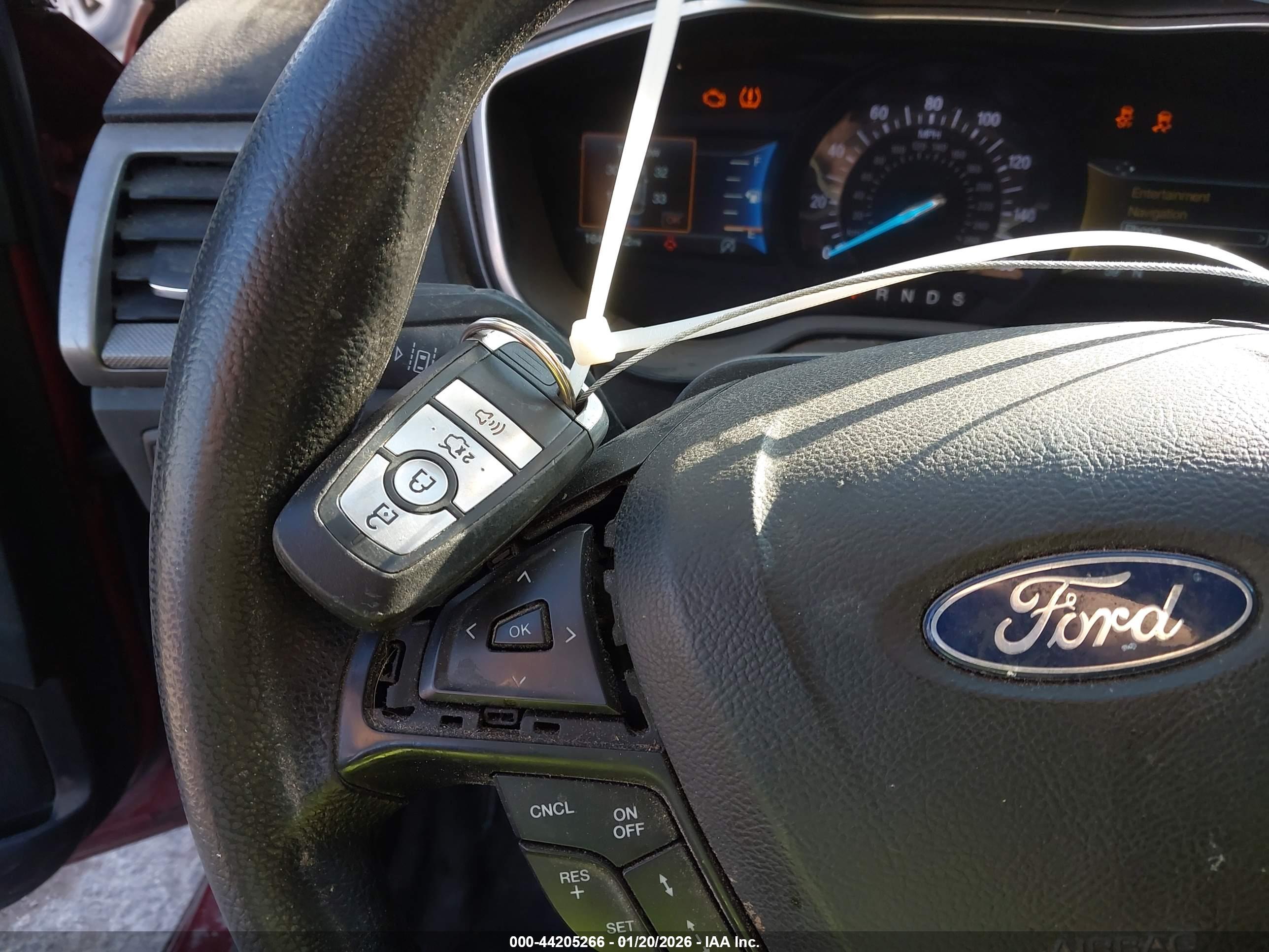 FORD FUSION image 11