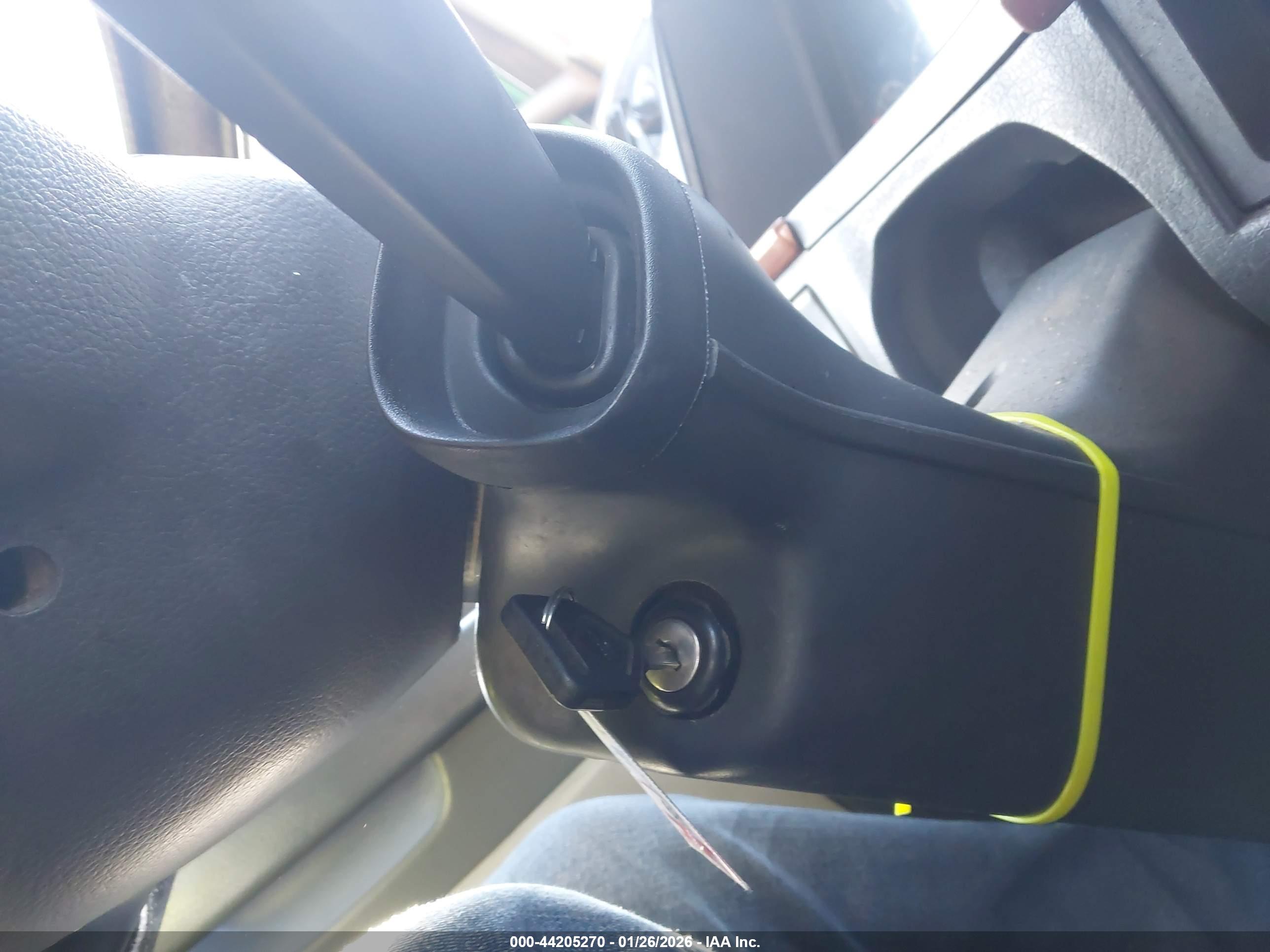 VOLVO VN image 11