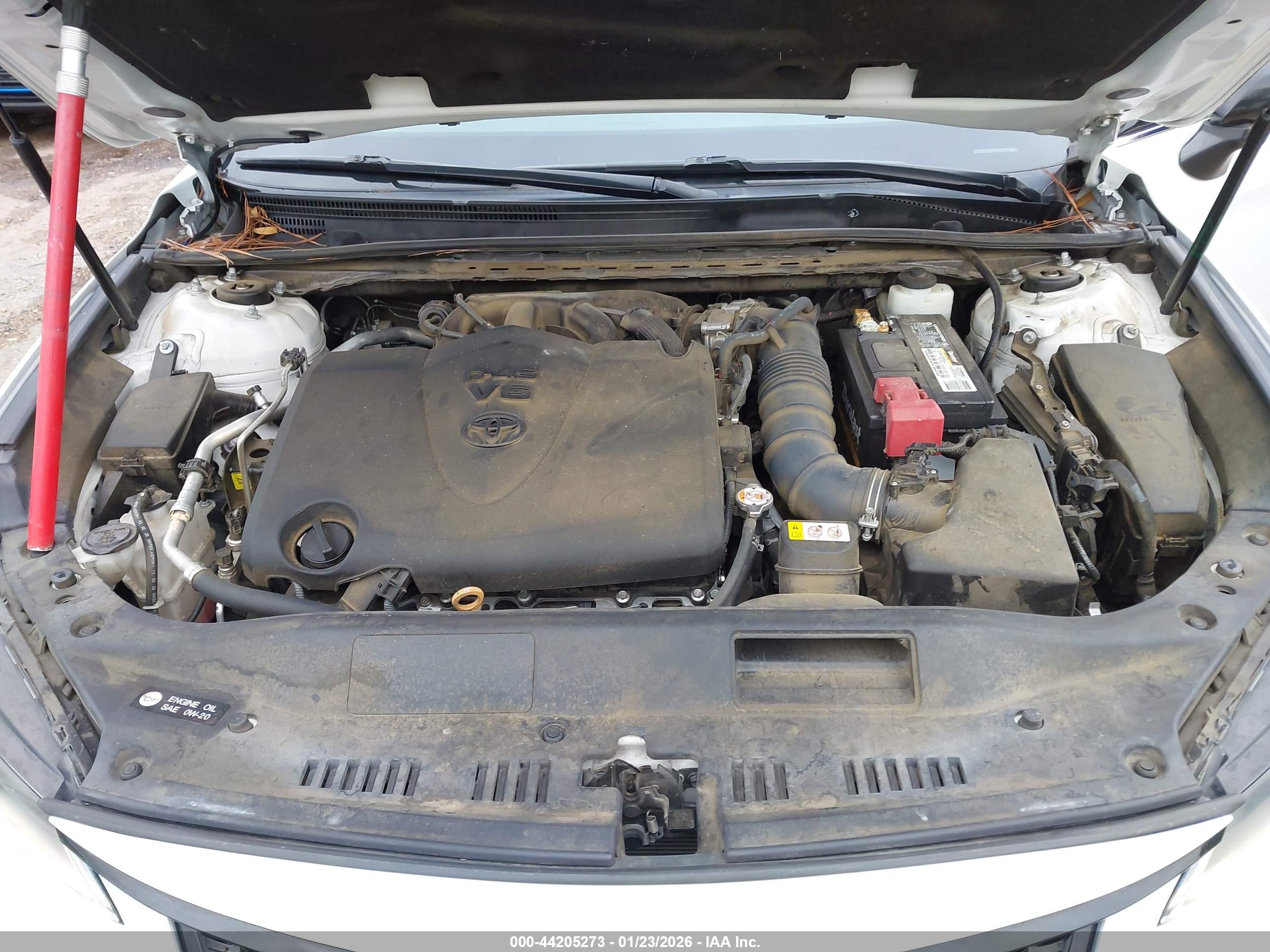TOYOTA AVALON image 10