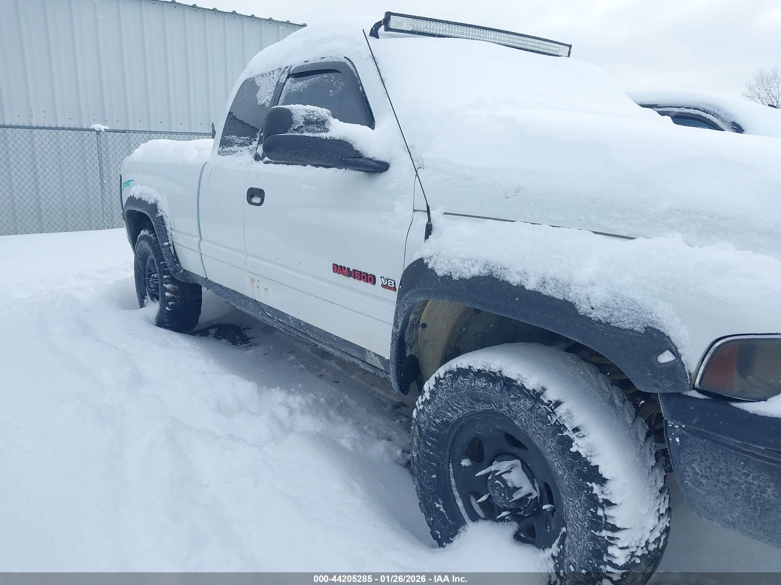 DODGE RAM image 6