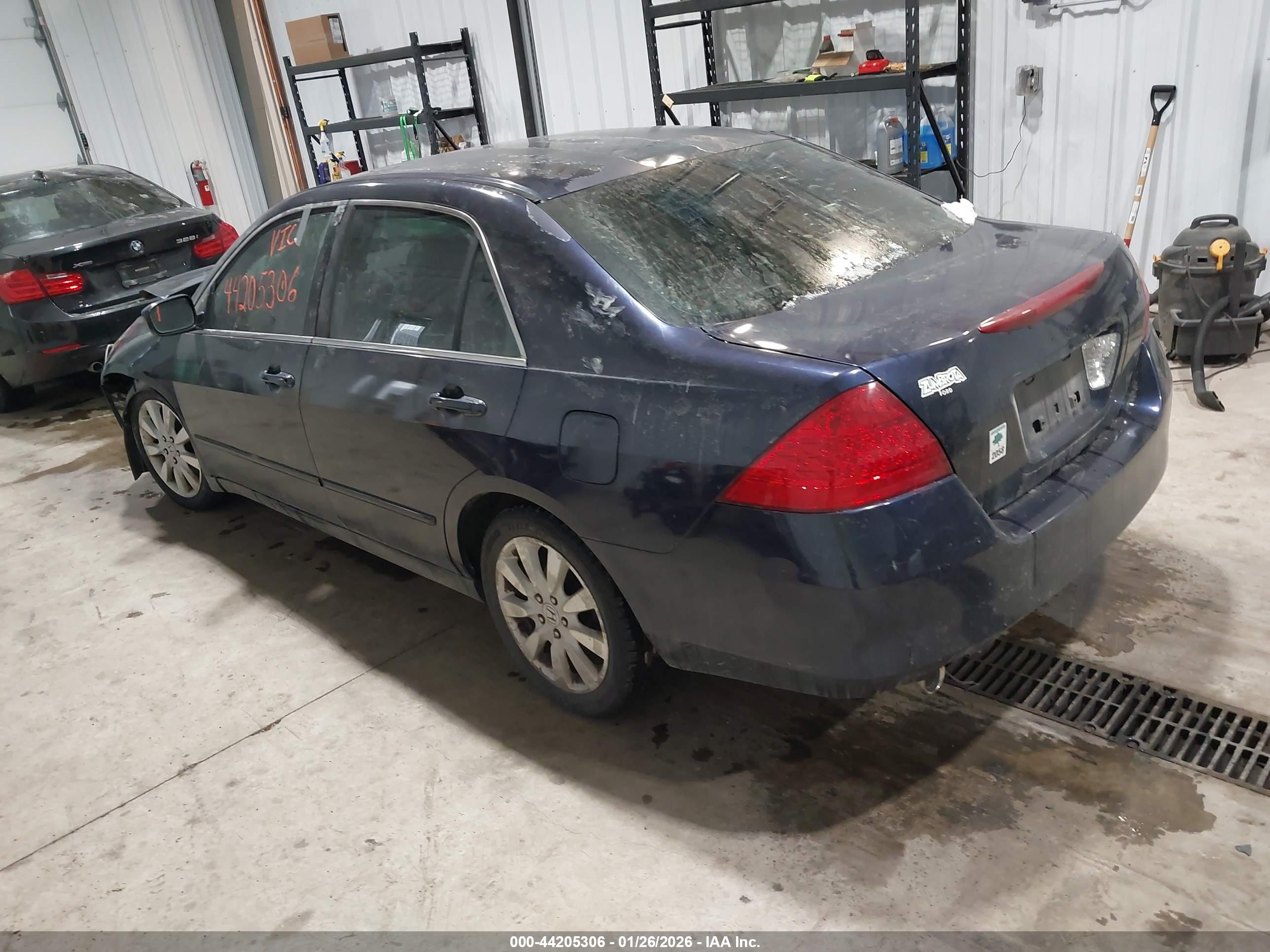 HONDA ACCORD image 3