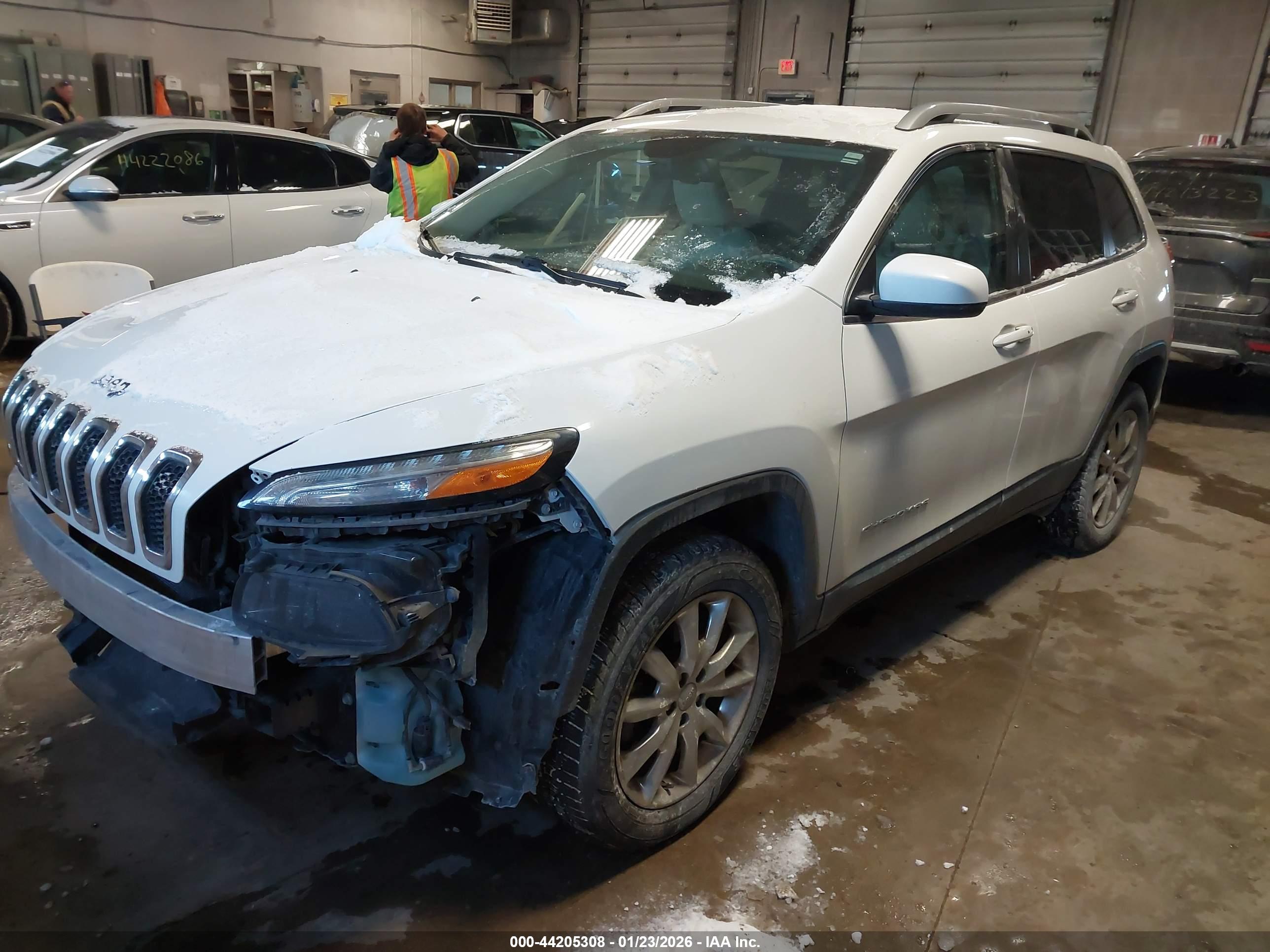 JEEP CHEROKEE image 2