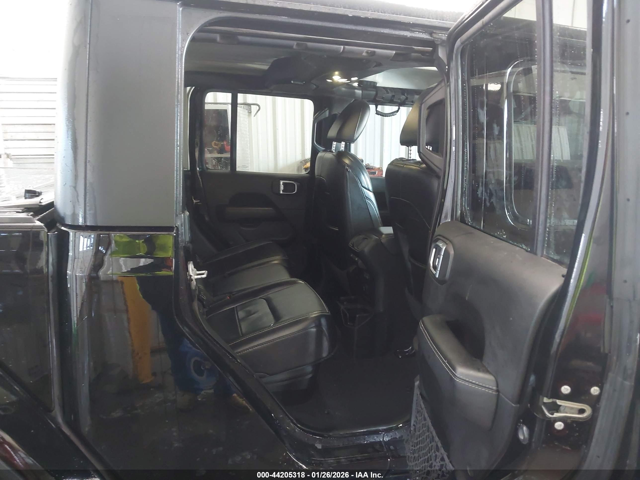 JEEP GLADIATOR image 8