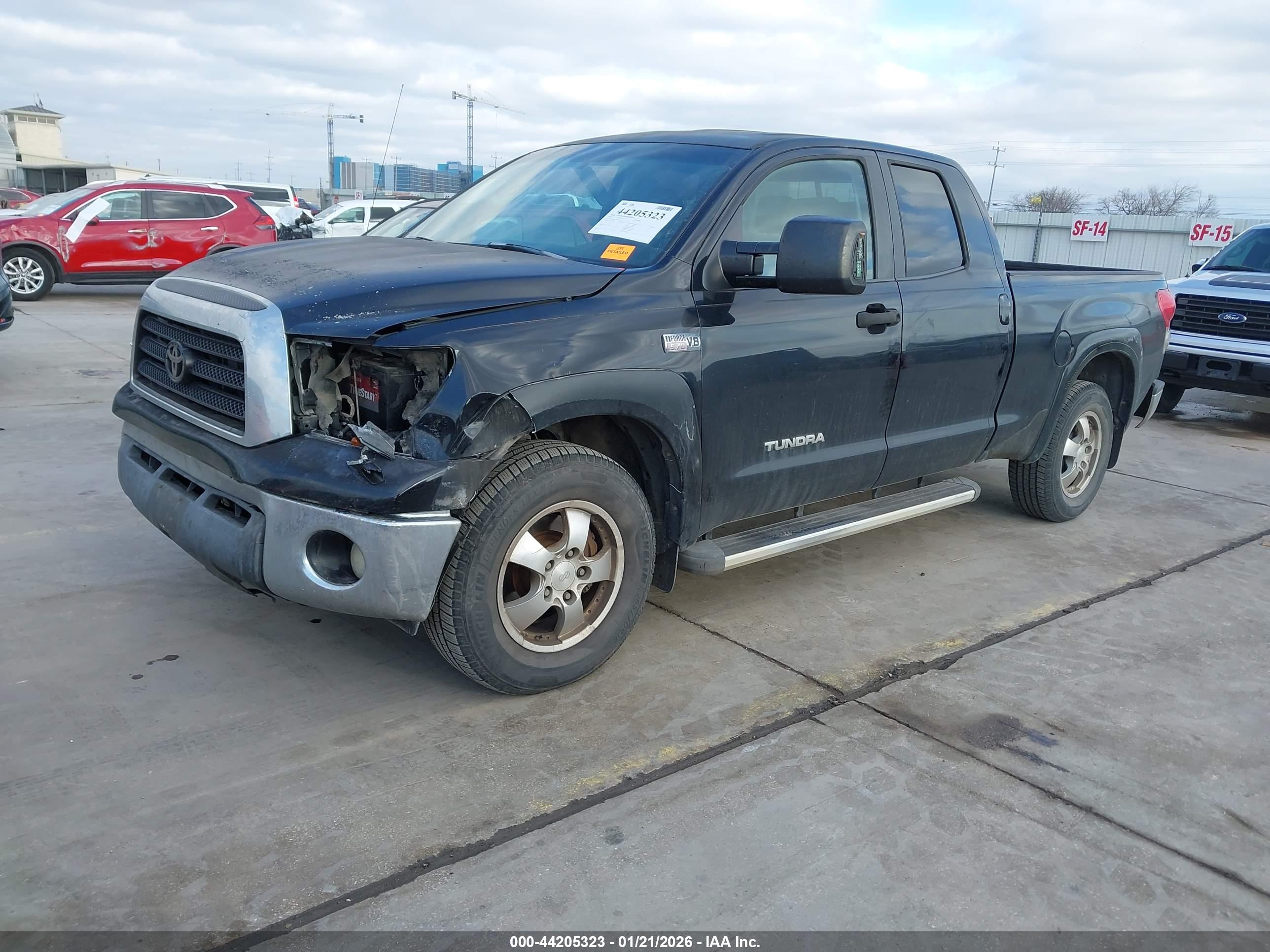 TOYOTA TUNDRA image 2