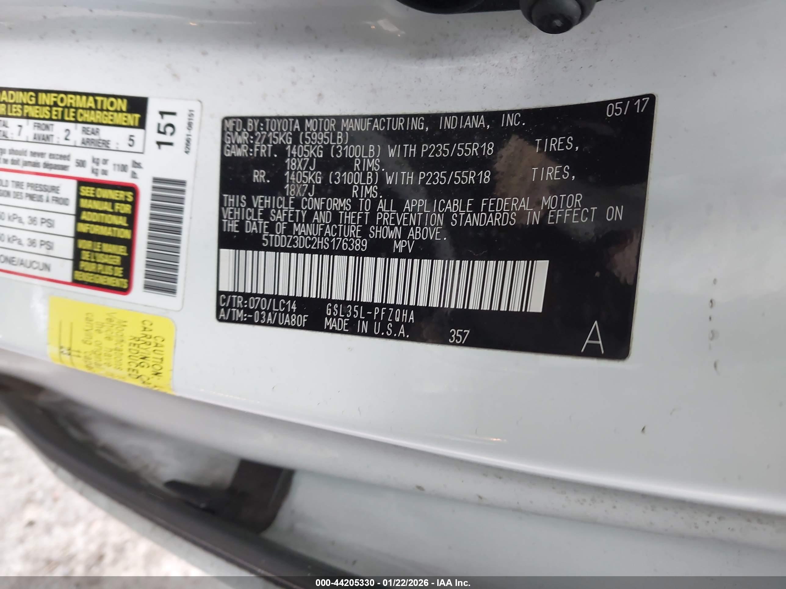 TOYOTA SIENNA image 9