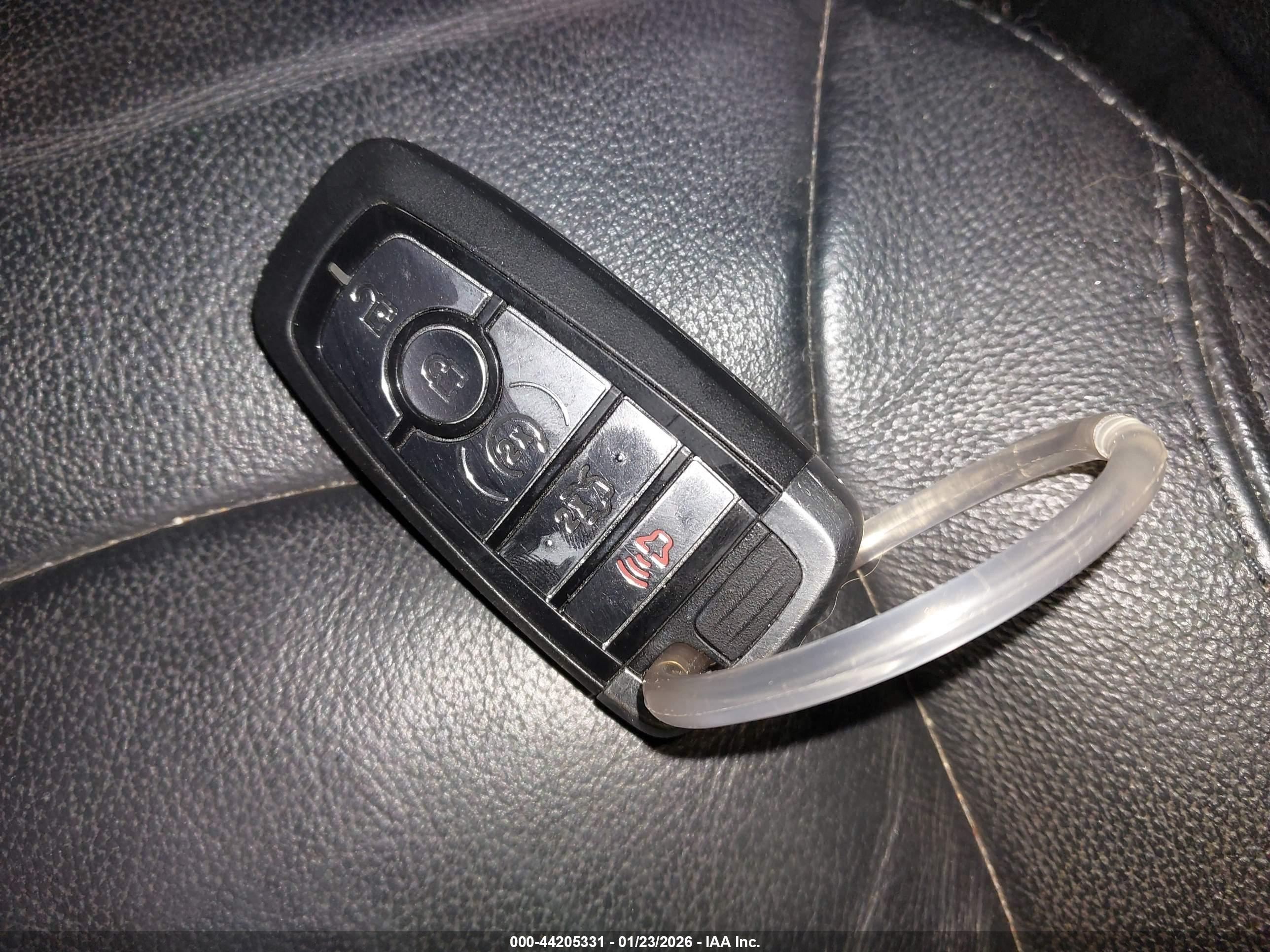 FORD EXPLORER image 11