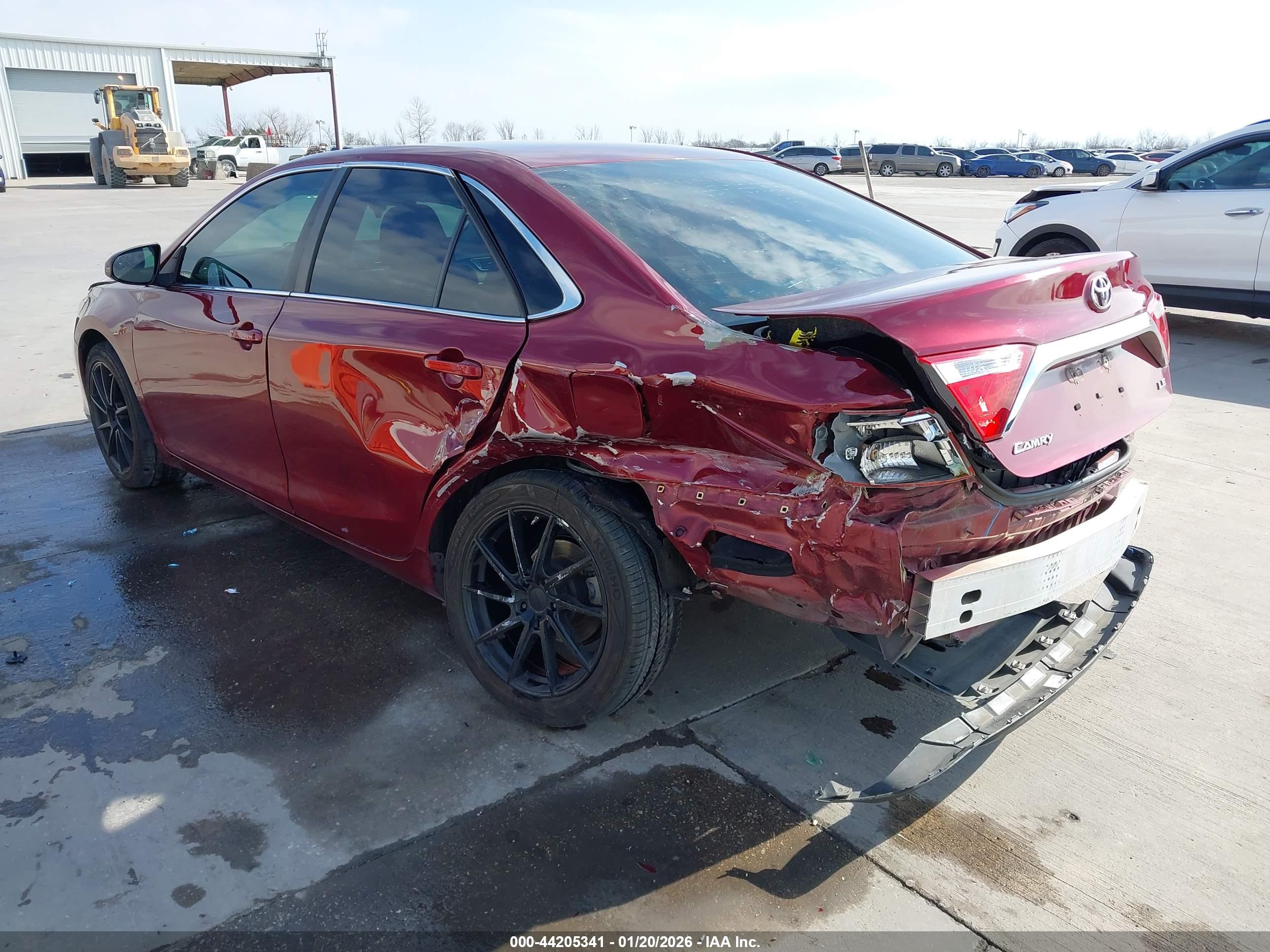 TOYOTA CAMRY image 3