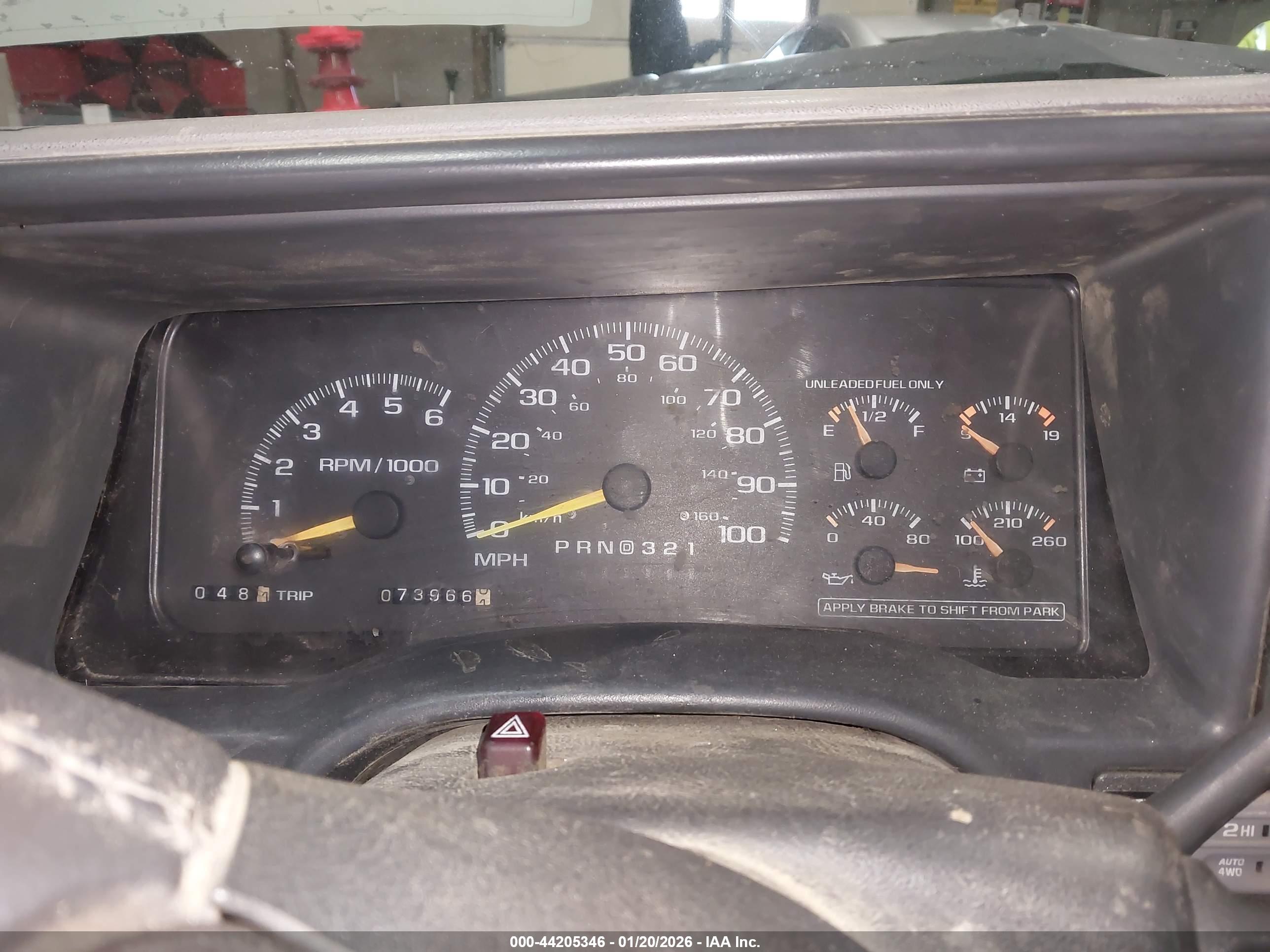 CHEVROLET TAHOE image 7