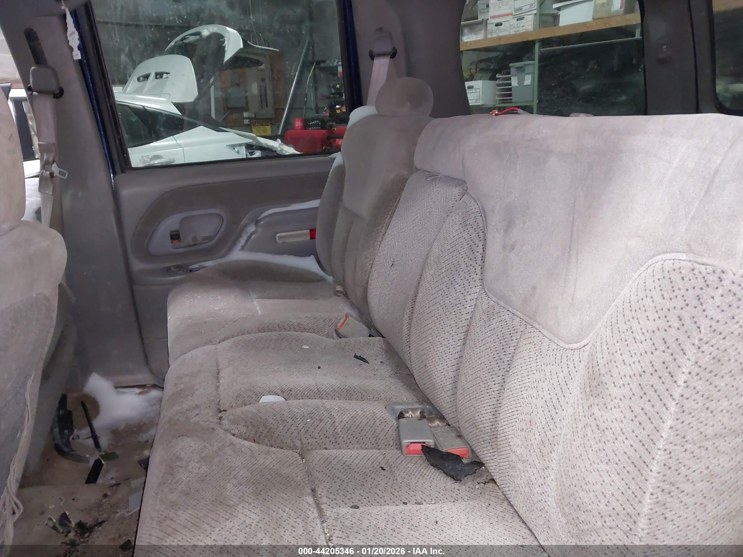 CHEVROLET TAHOE image 8