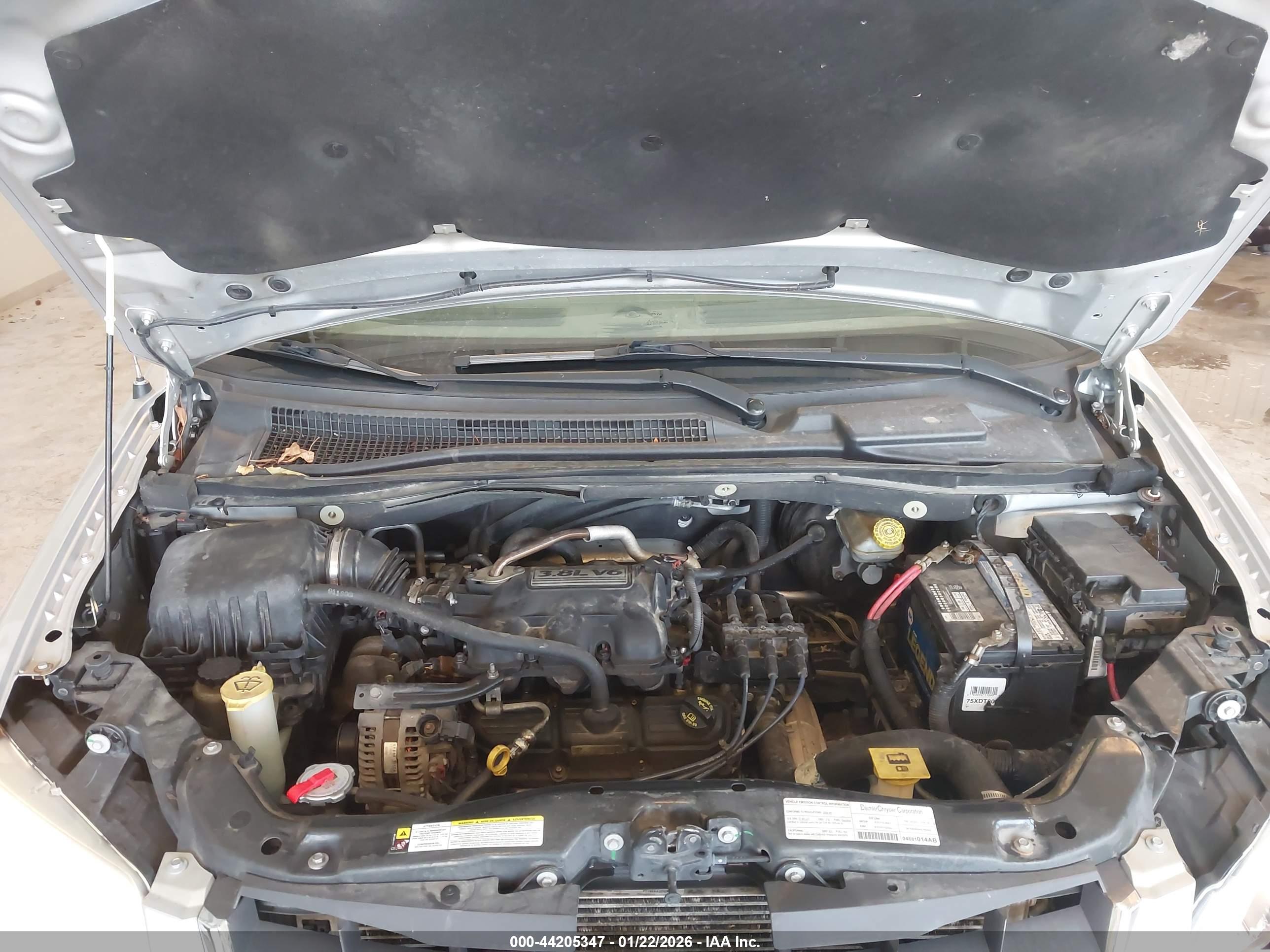 CHRYSLER TOWN image 10