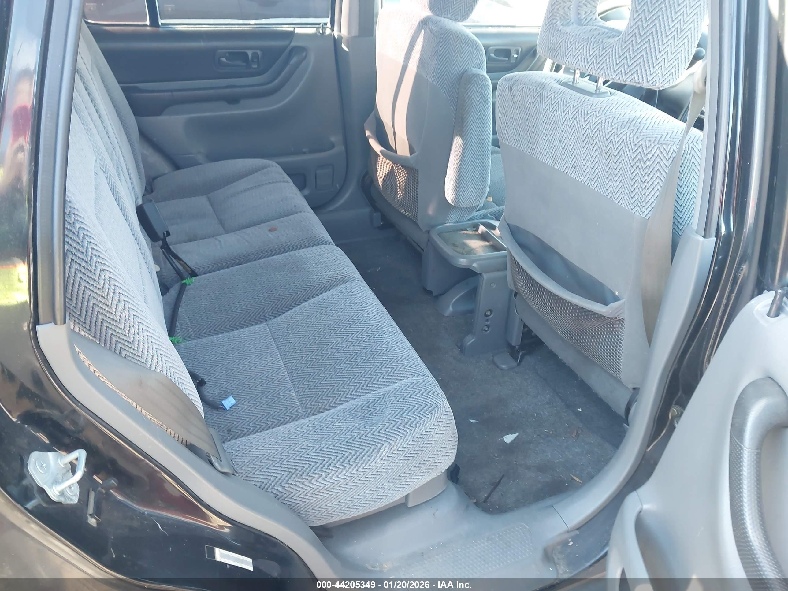 HONDA CR-V image 8