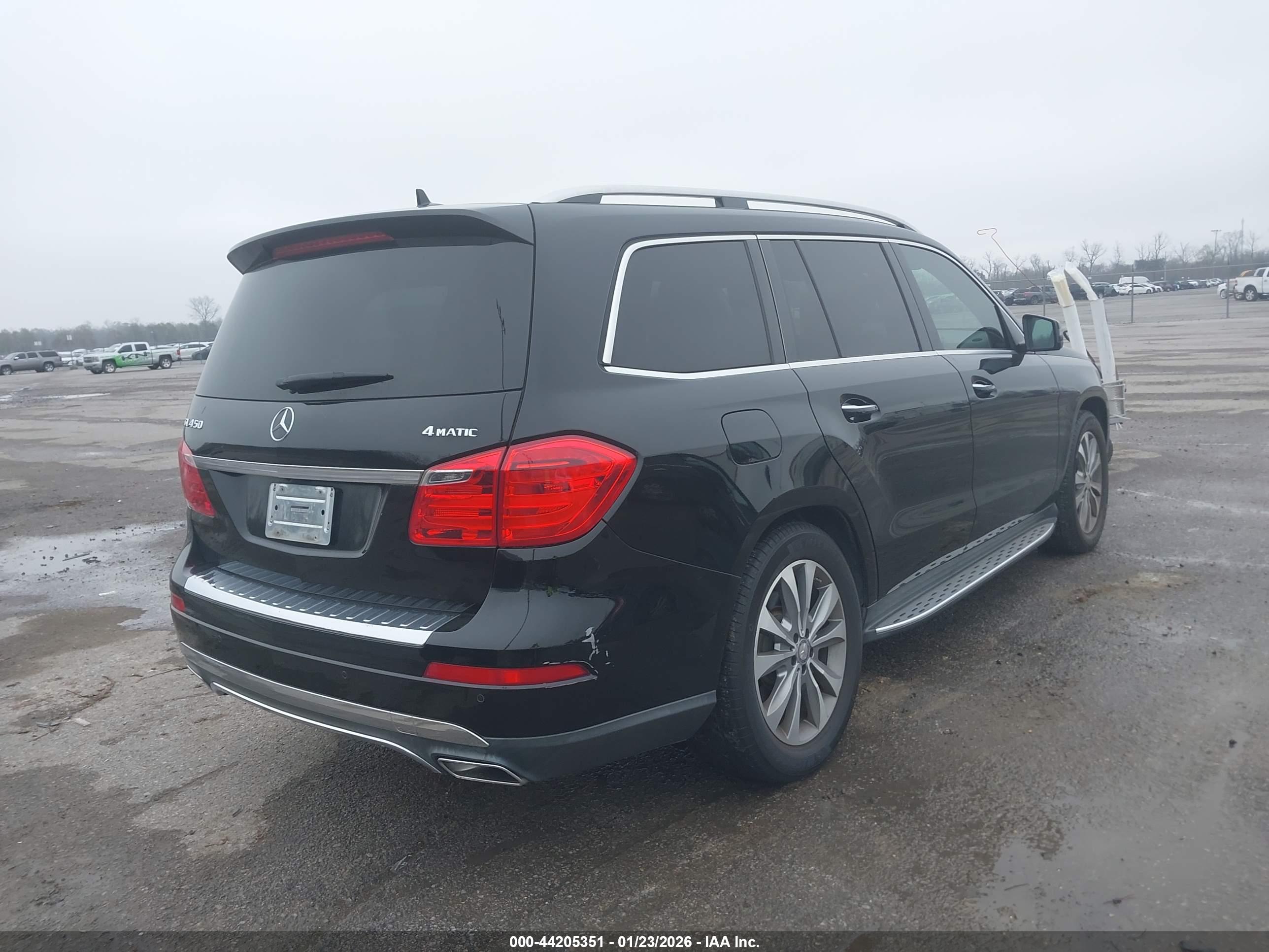 MERCEDES-BENZ GL image 4