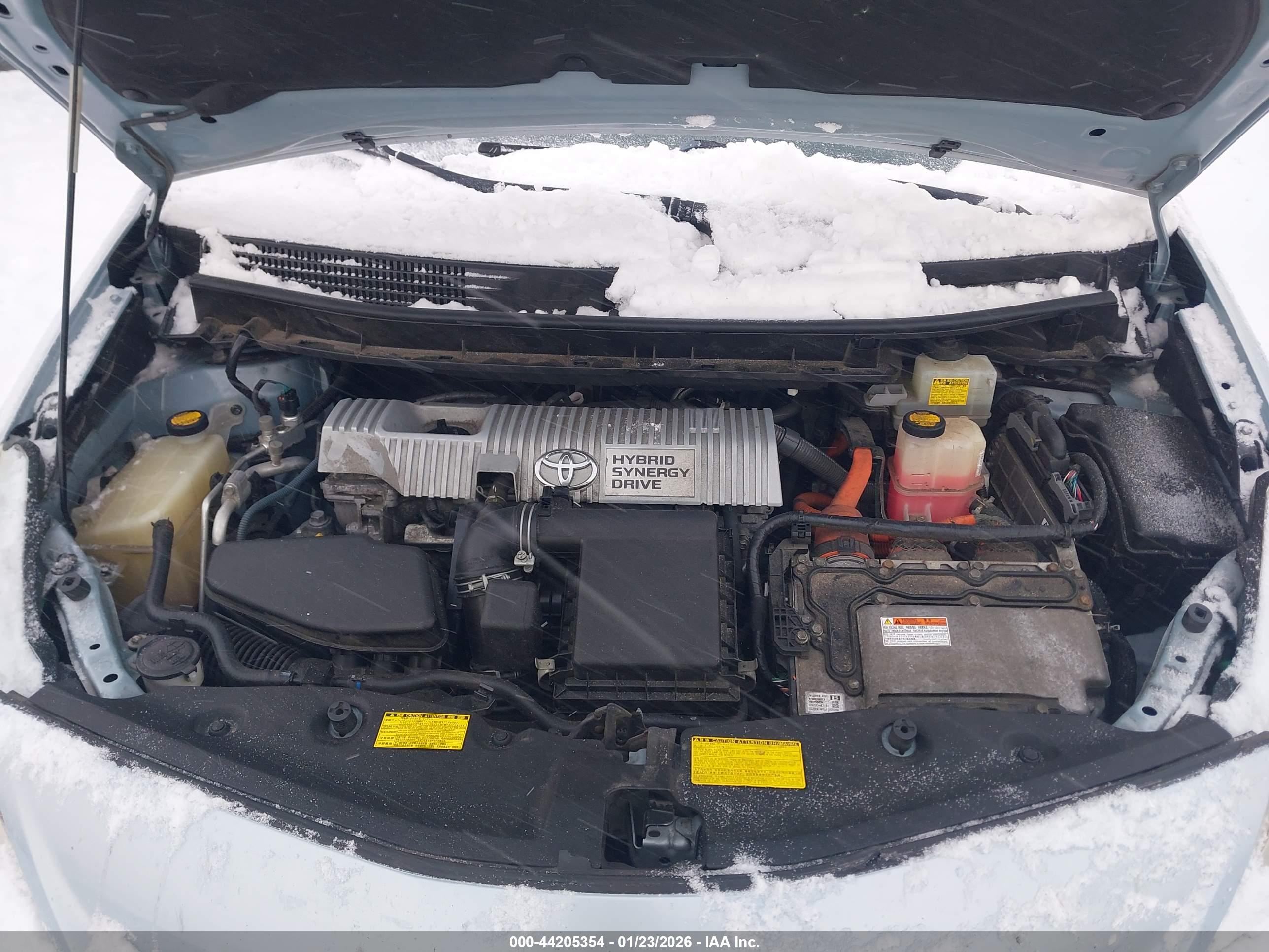 TOYOTA PRIUS image 10