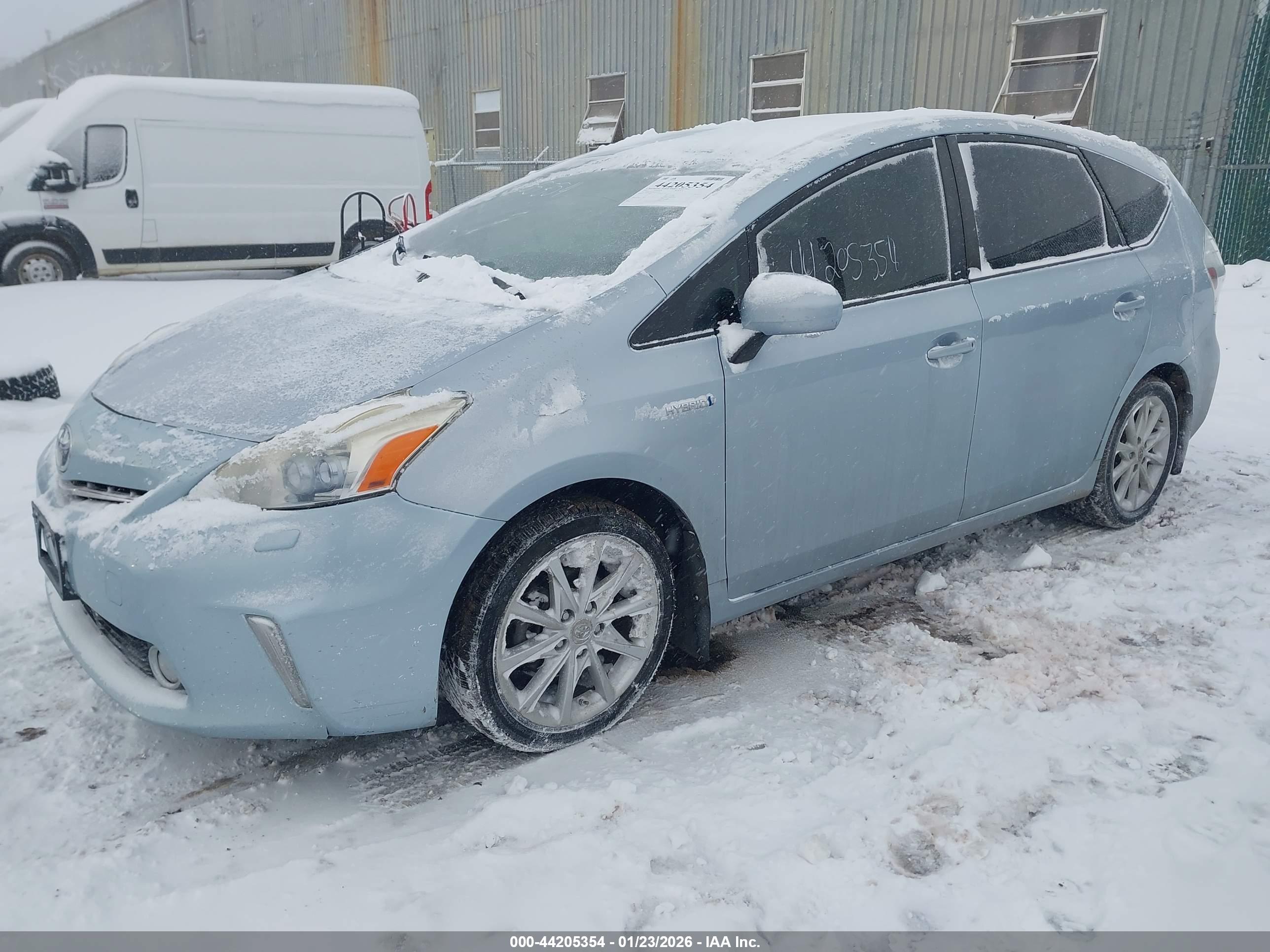 TOYOTA PRIUS image 2