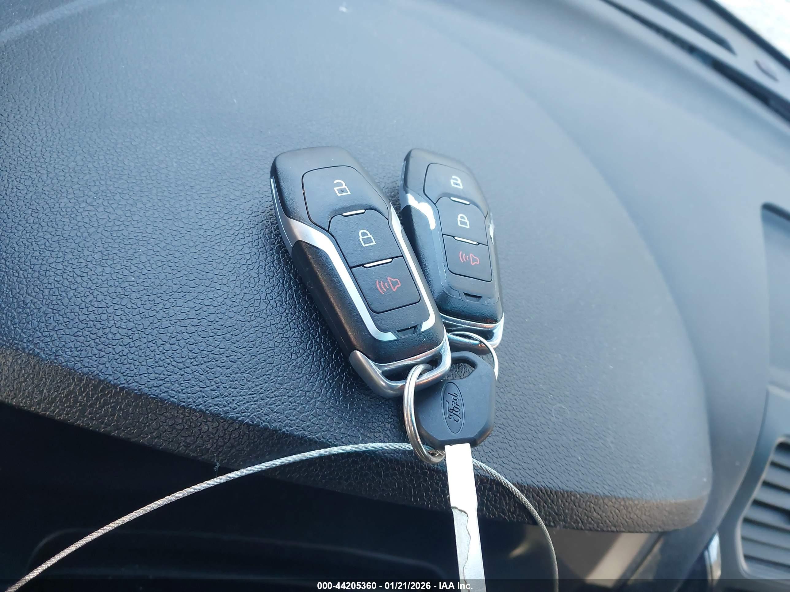 FORD EXPLORER image 11