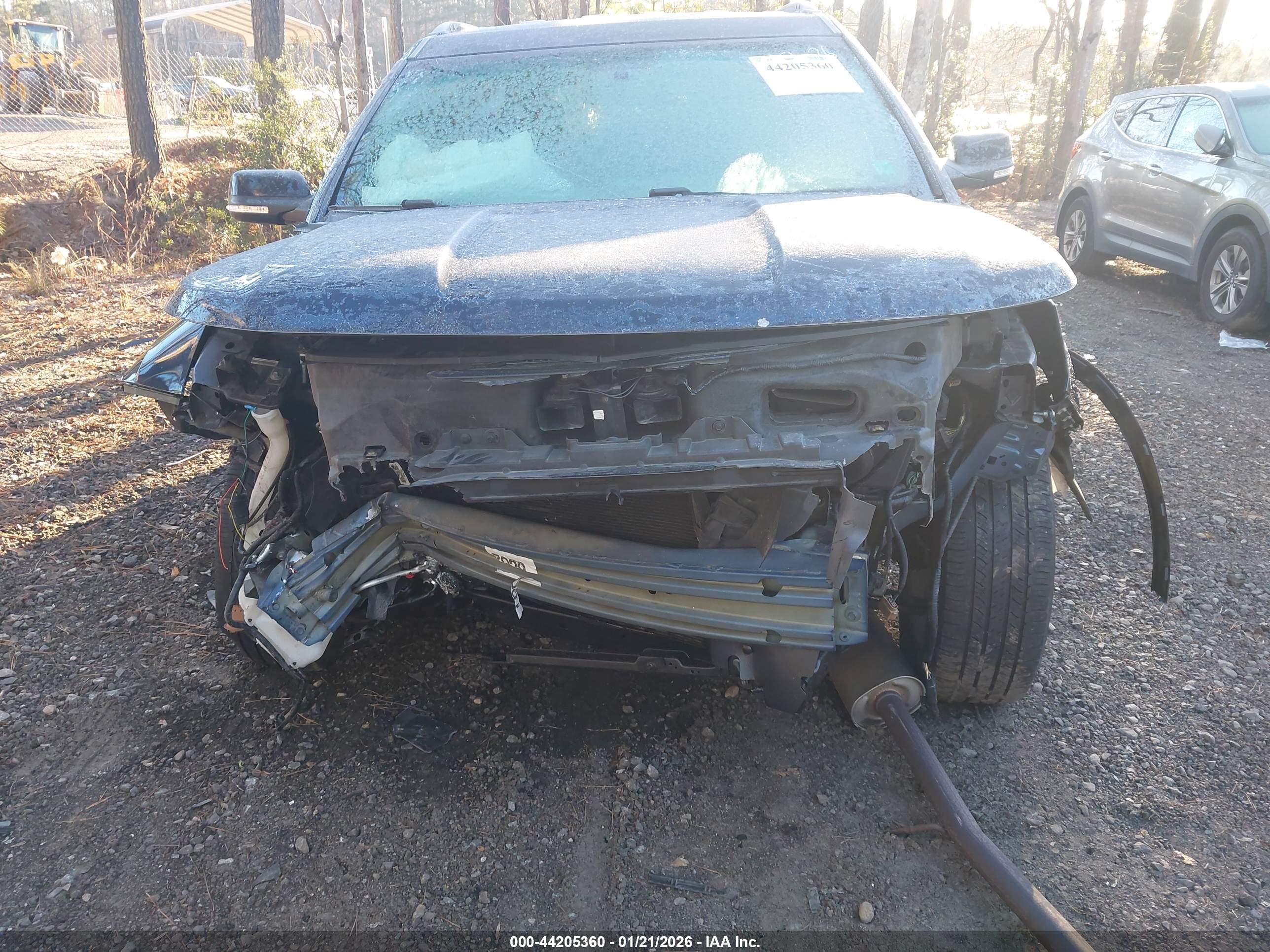 FORD EXPLORER image 6