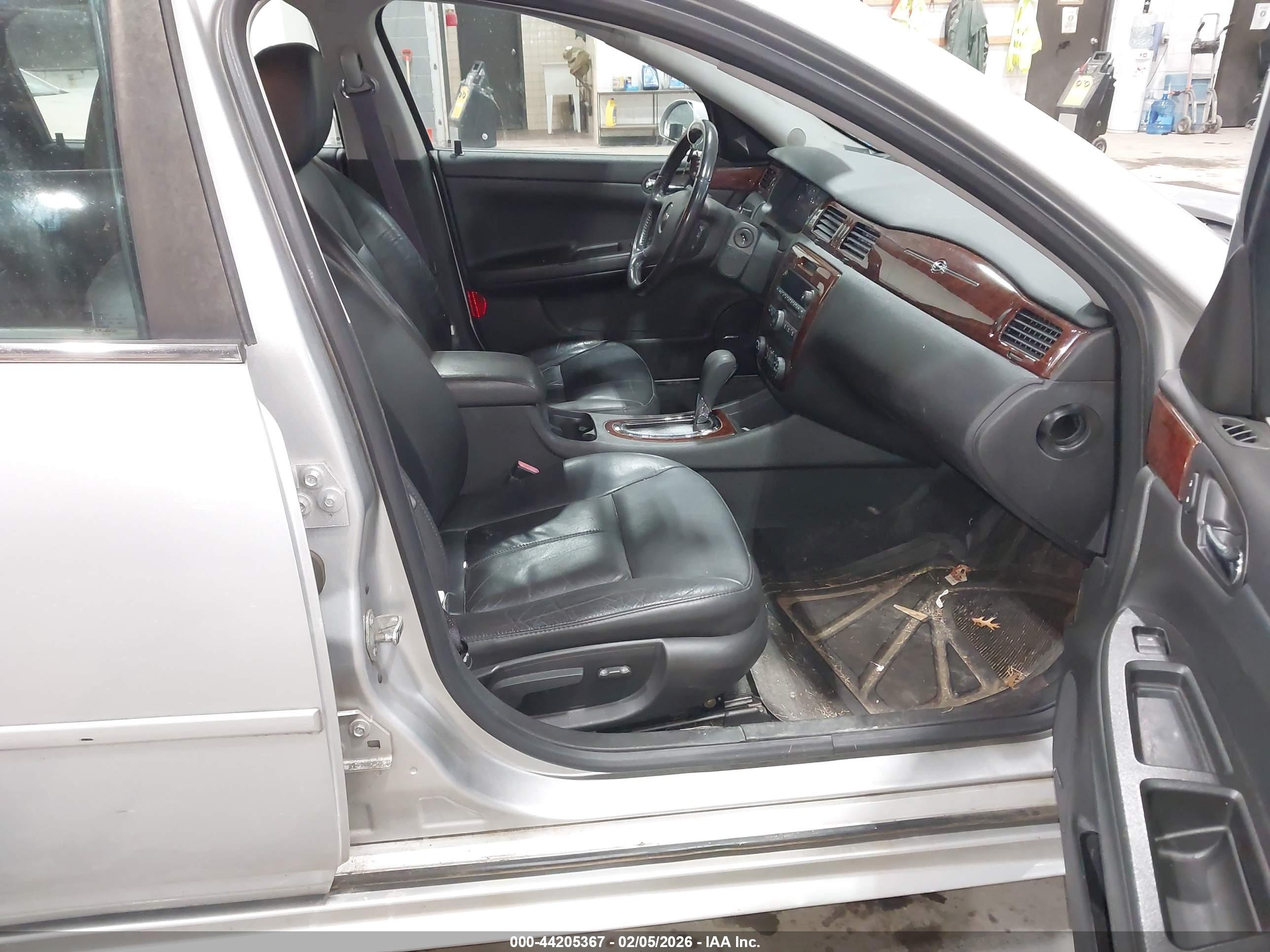 CHEVROLET IMPALA image 5