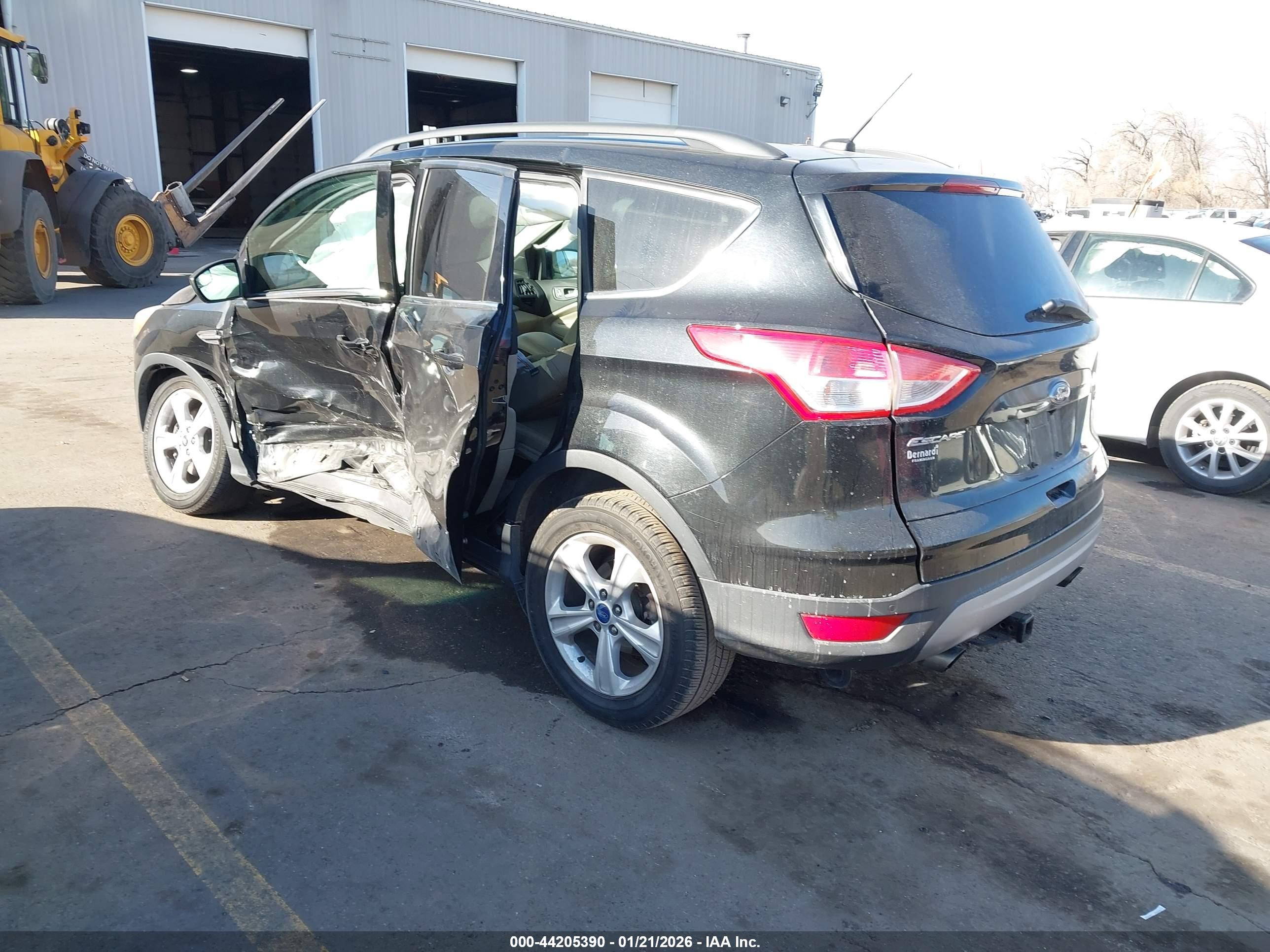 FORD ESCAPE image 3