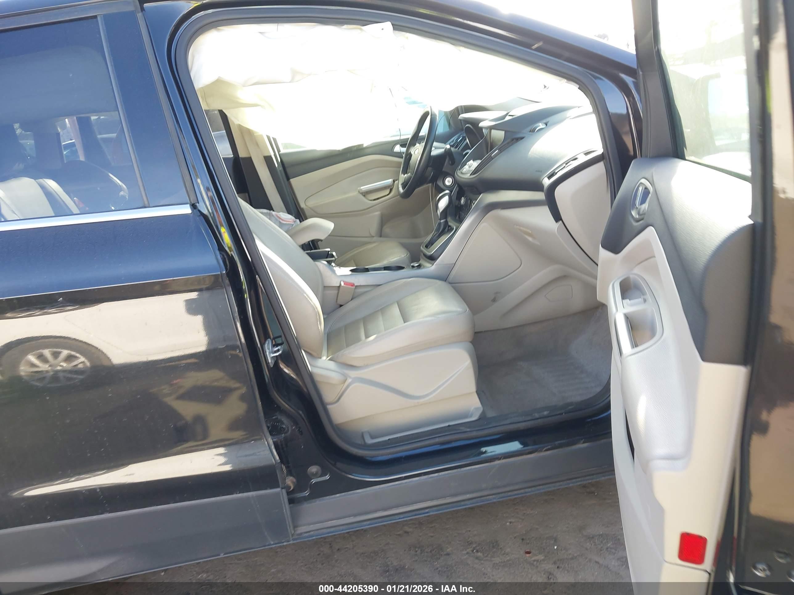 FORD ESCAPE image 5