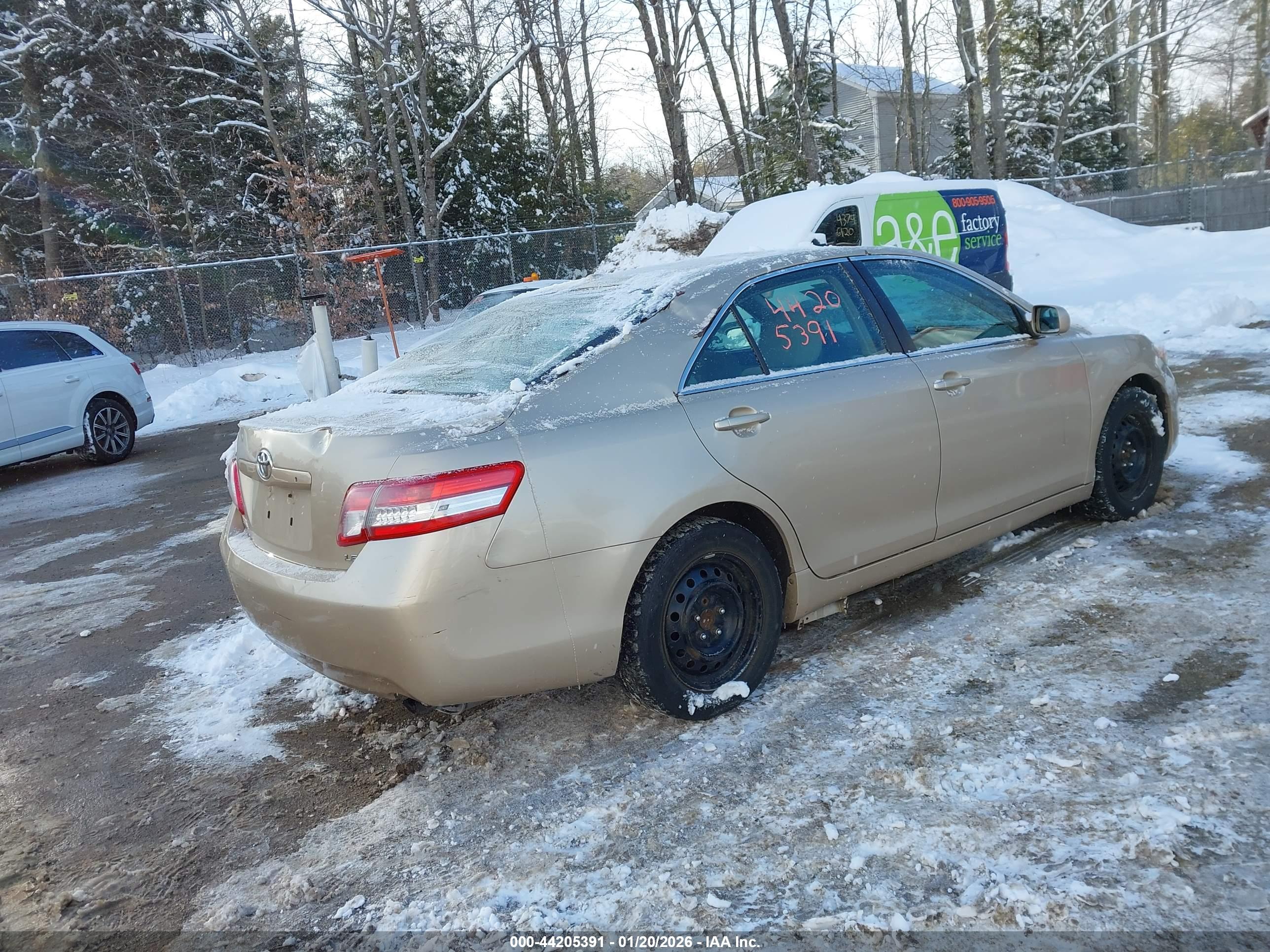 TOYOTA CAMRY image 4