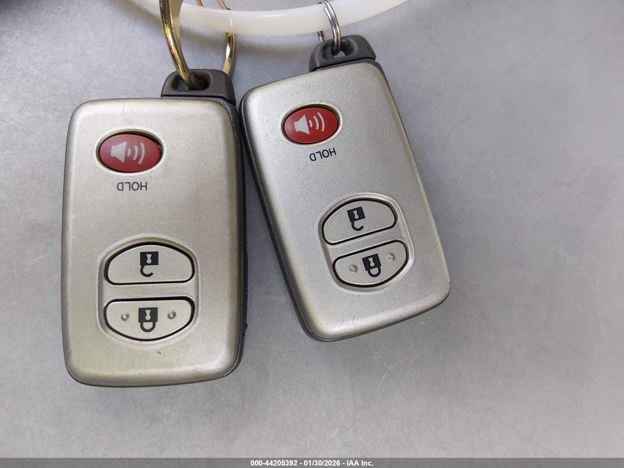 TOYOTA 4RUNNER image 11