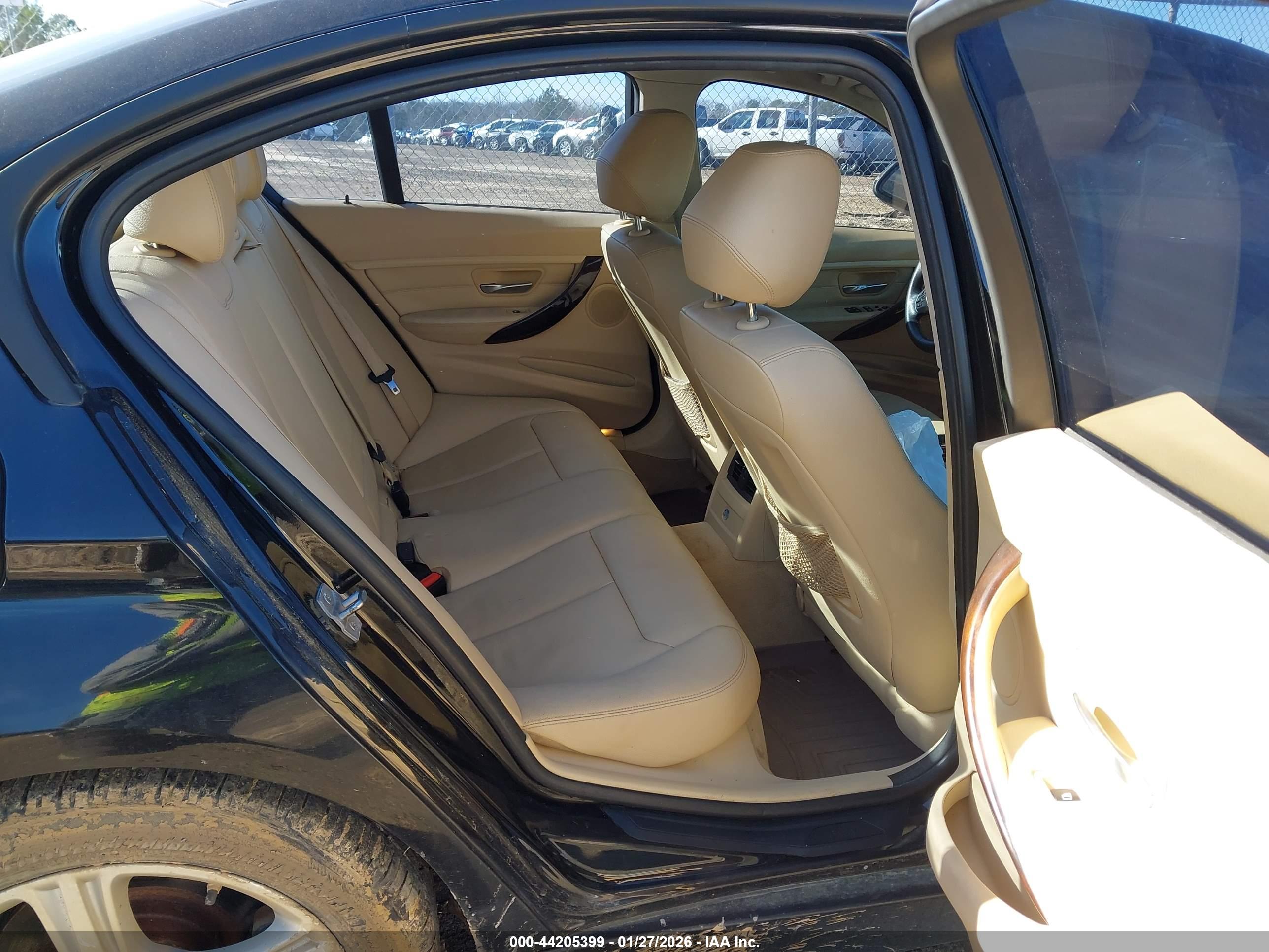 BMW 328I image 8