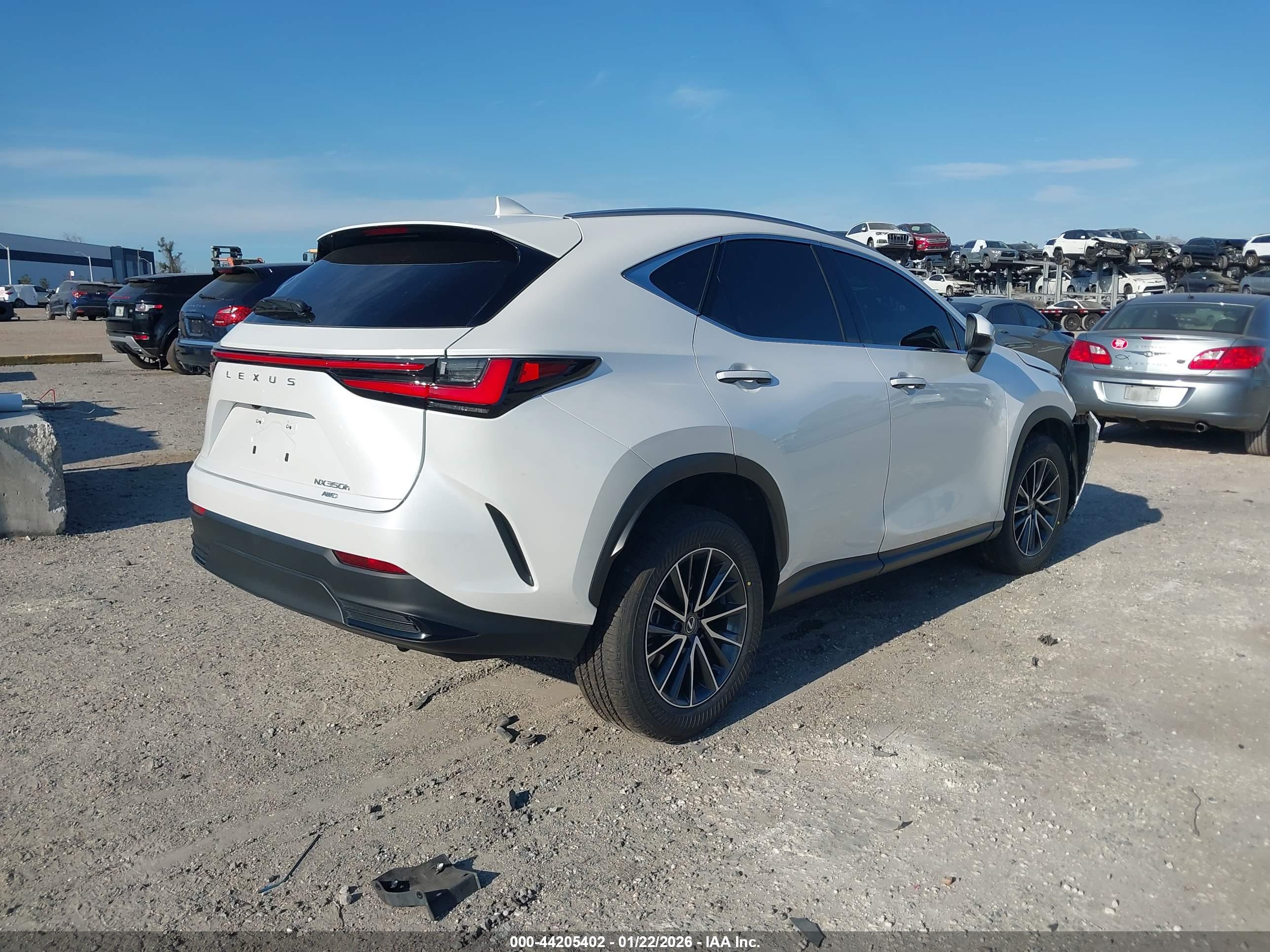 LEXUS NX image 4