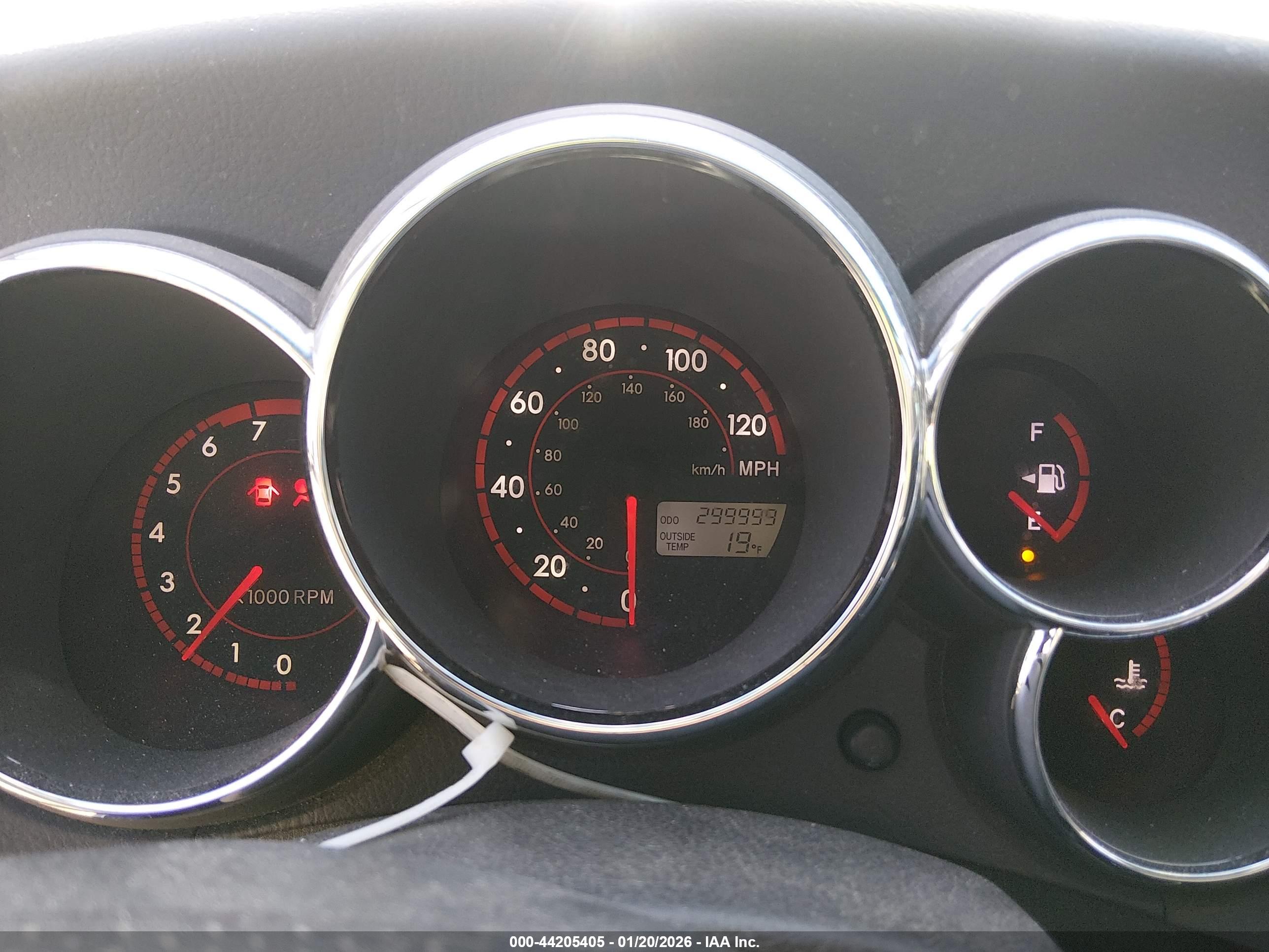 PONTIAC VIBE image 7