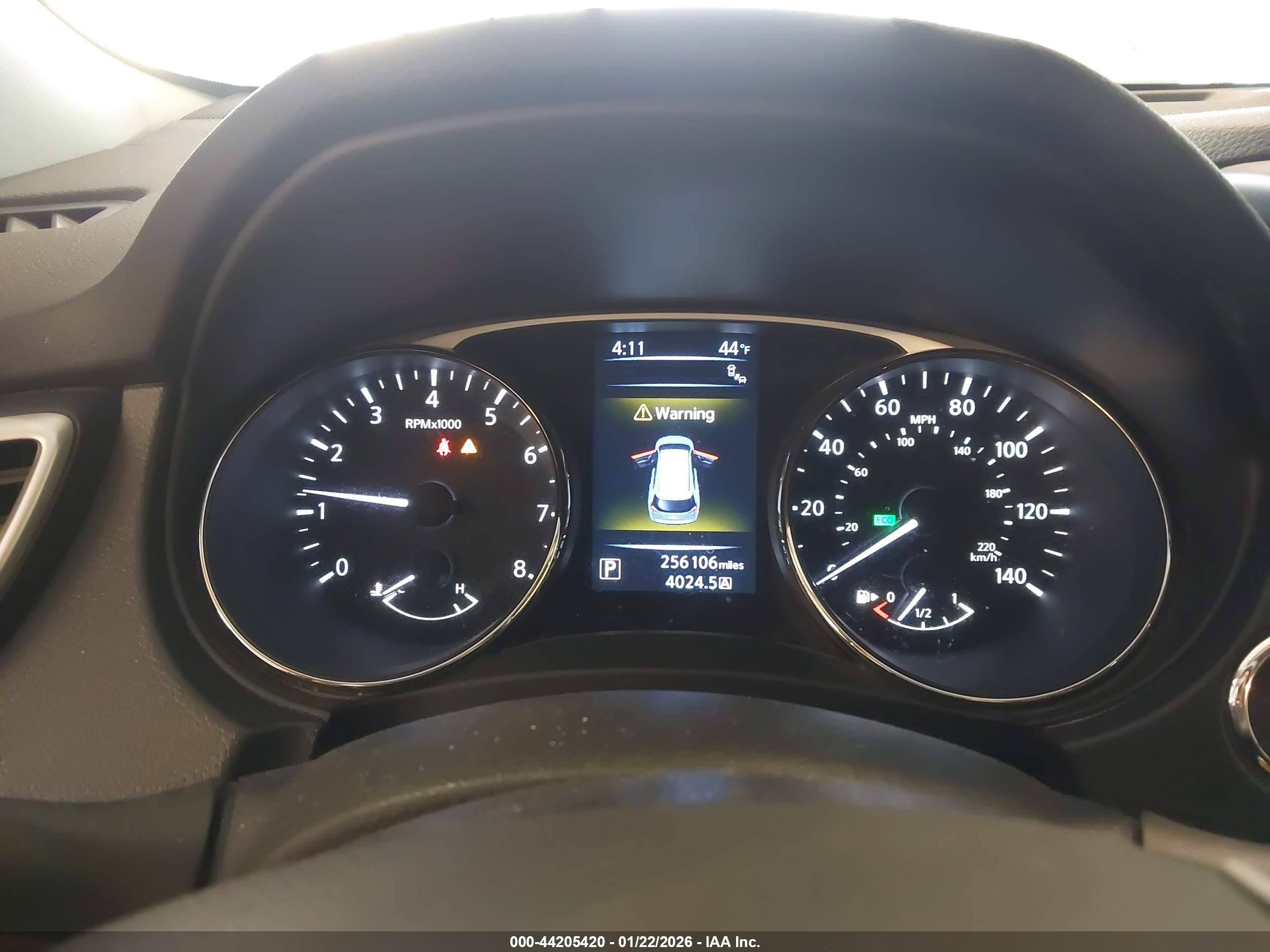 NISSAN ROGUE image 7