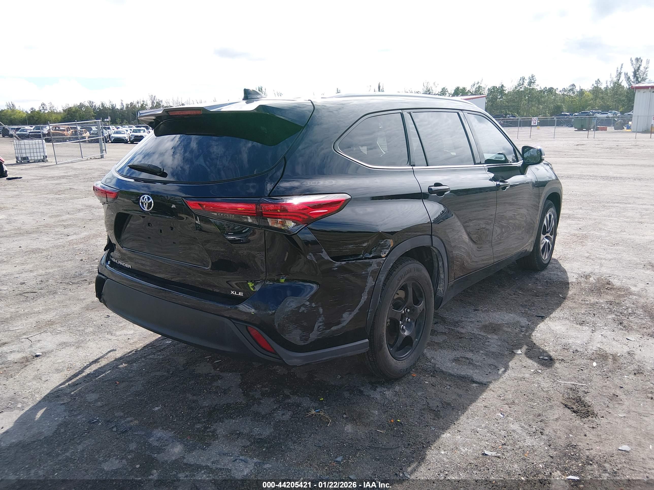 TOYOTA HIGHLANDER image 4