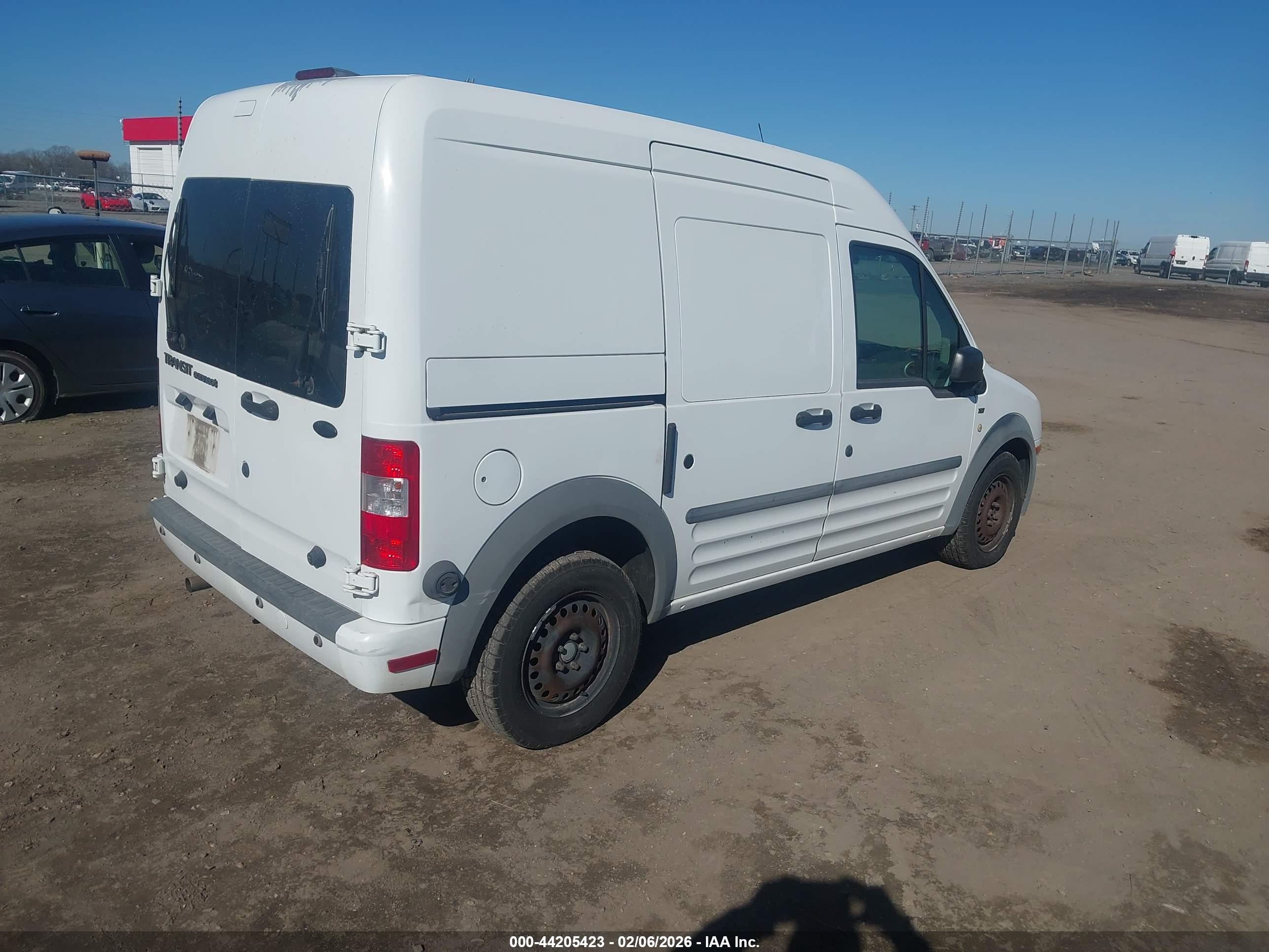 FORD TRANSIT image 4