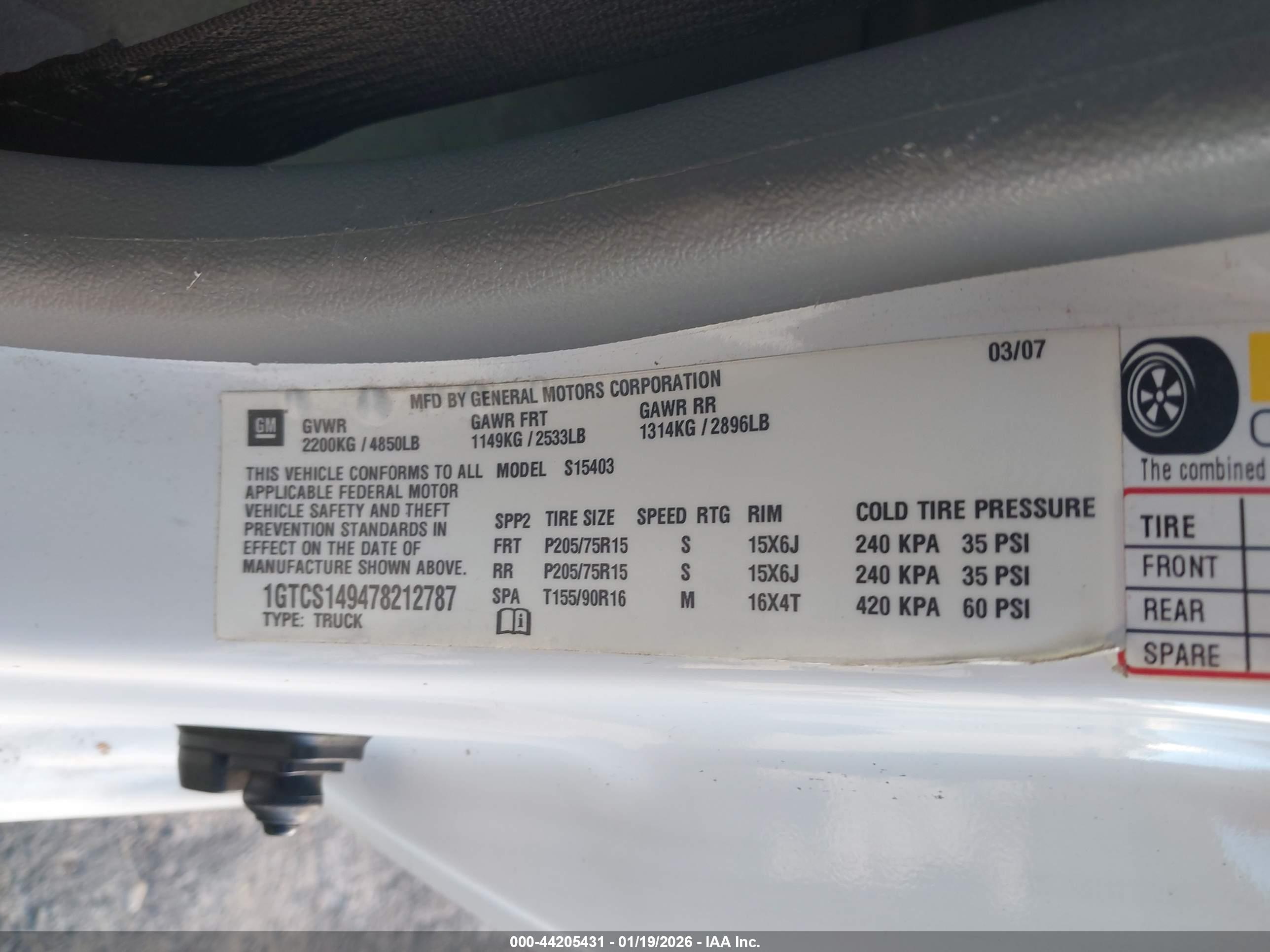GMC CANYON image 9