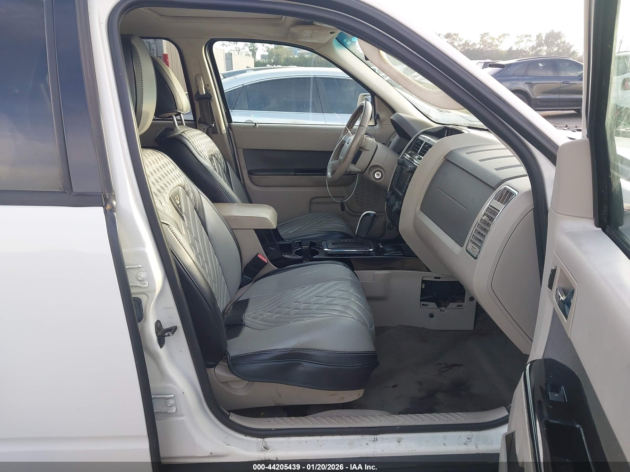 FORD ESCAPE image 5
