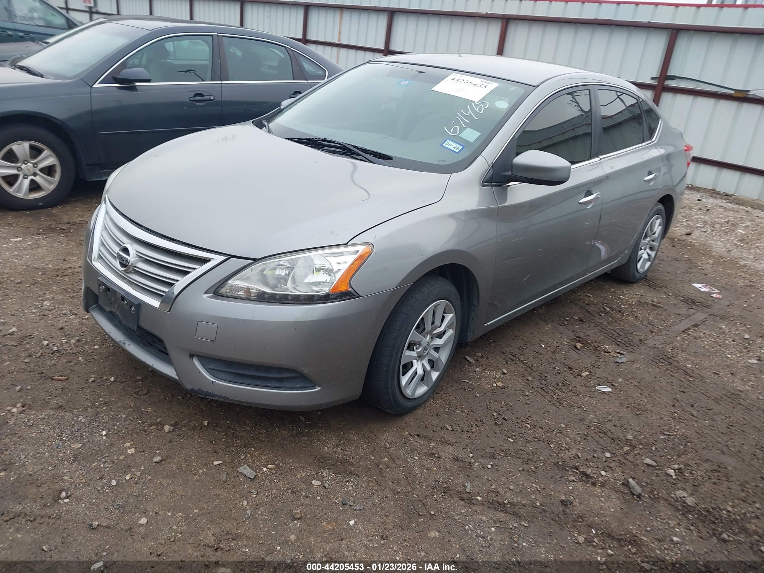 NISSAN SENTRA image 2