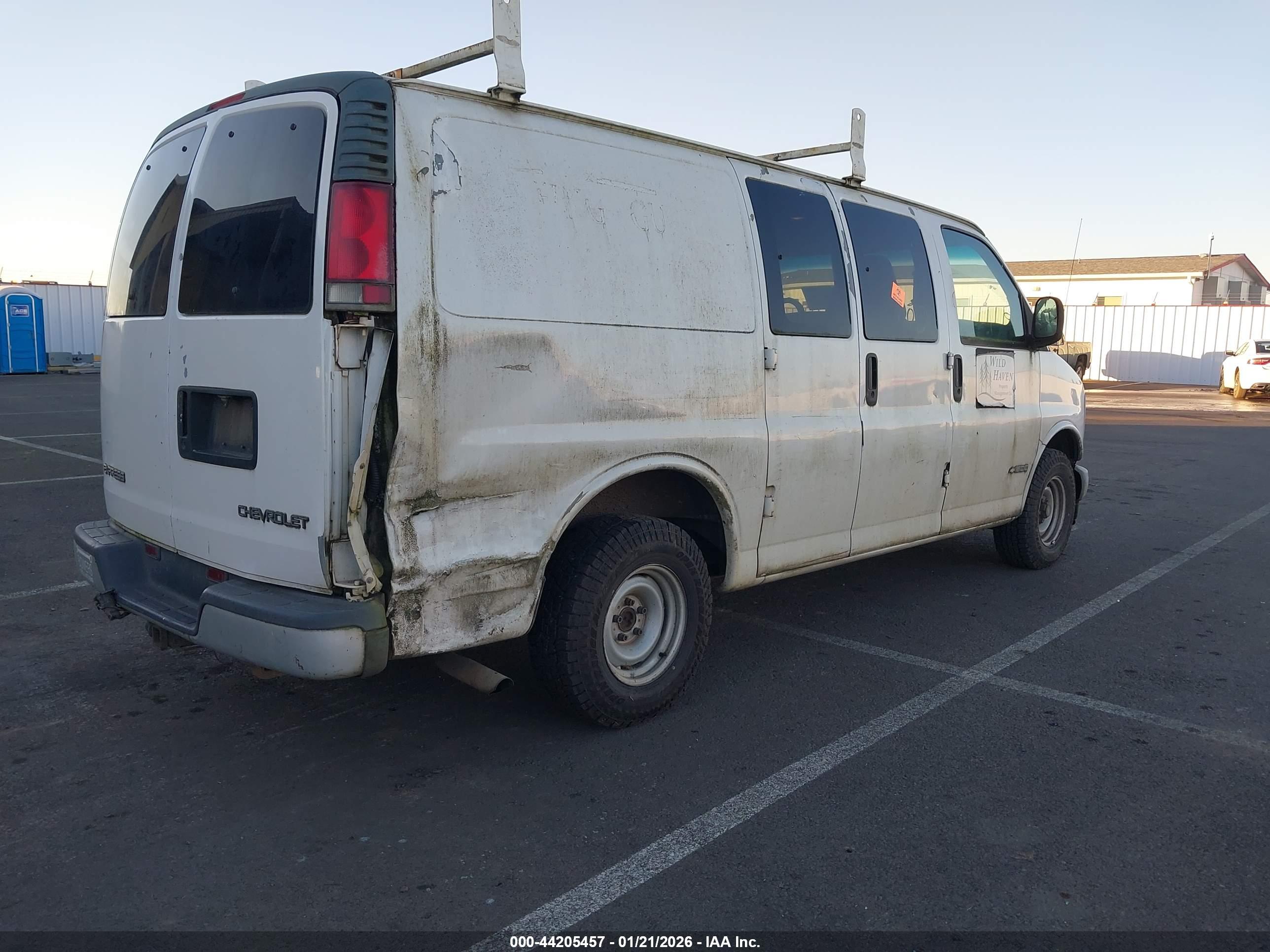 CHEVROLET EXPRESS image 4