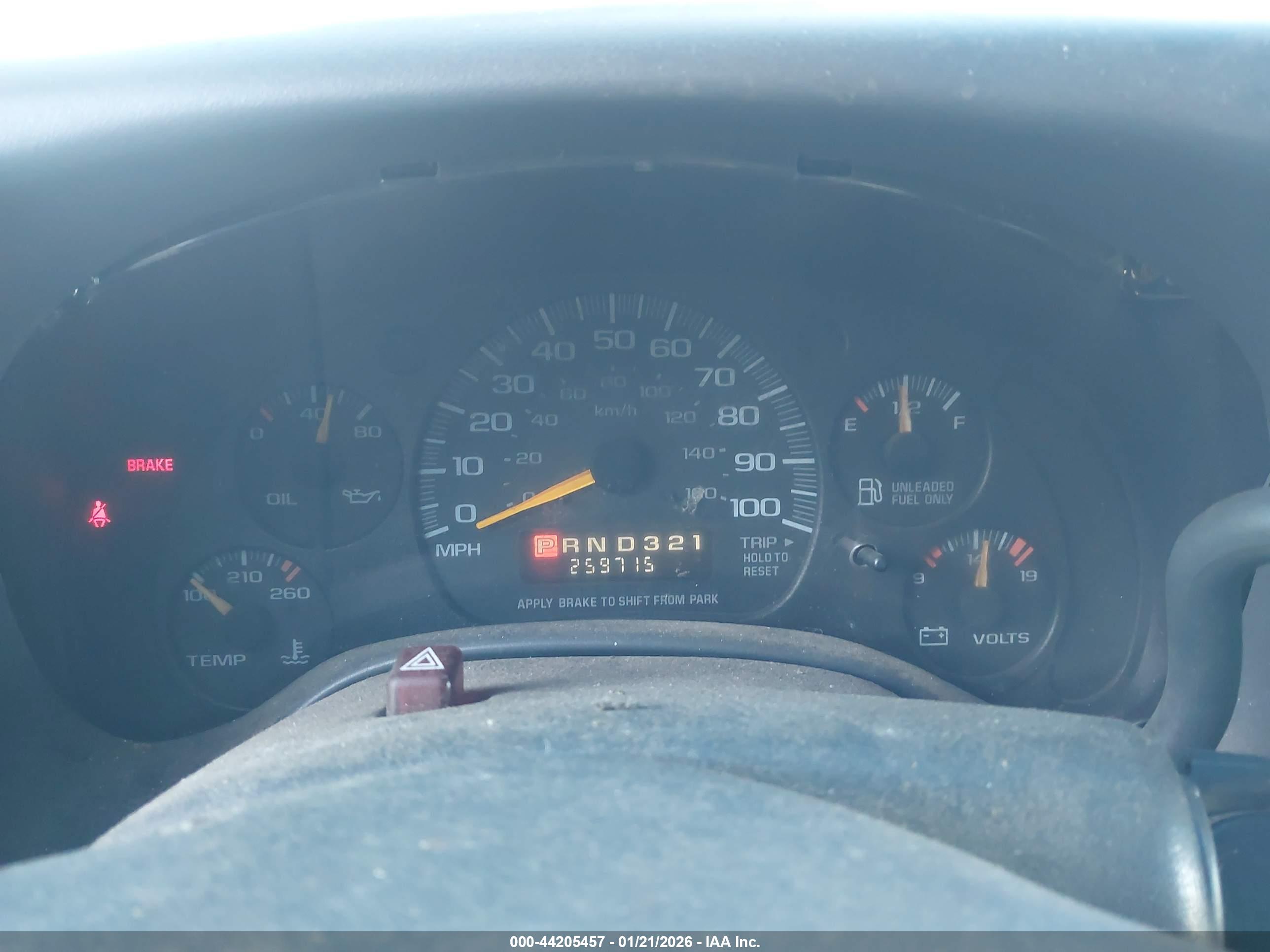 CHEVROLET EXPRESS image 7