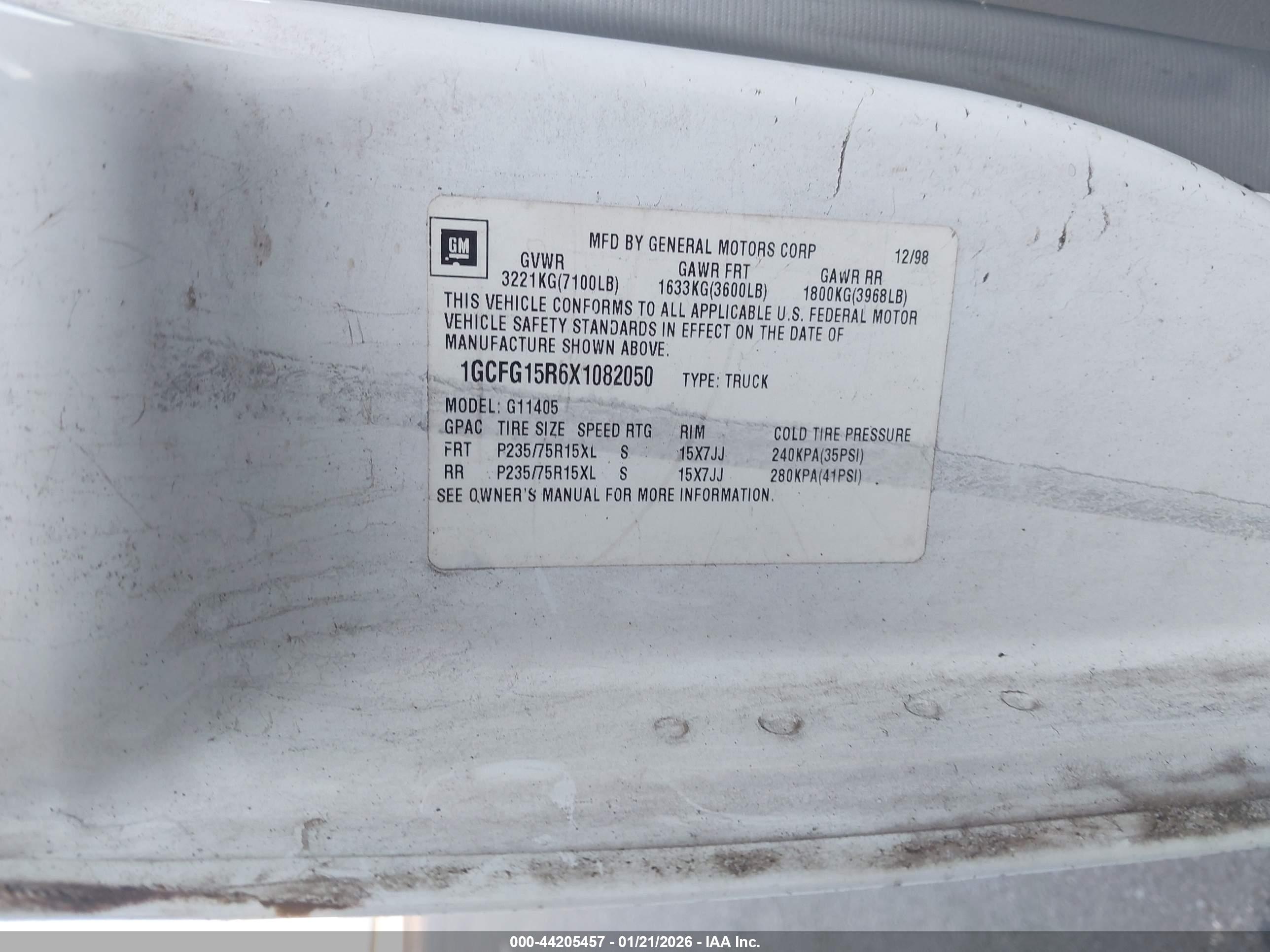 CHEVROLET EXPRESS image 9
