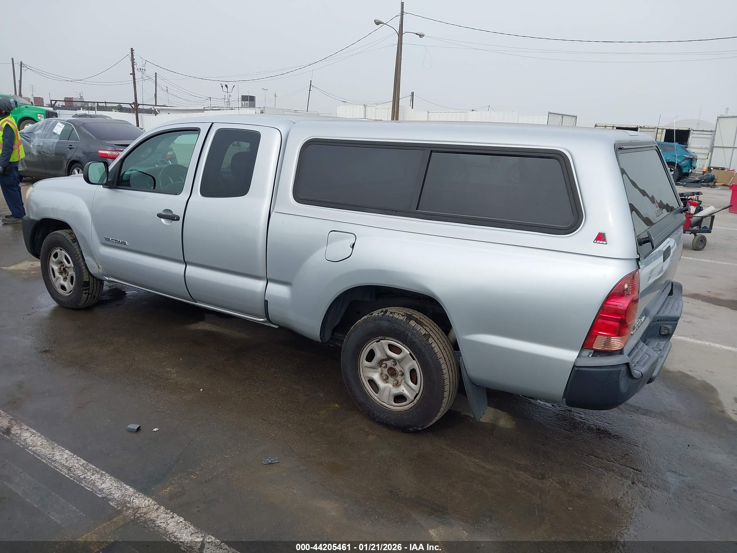 TOYOTA TACOMA image 3