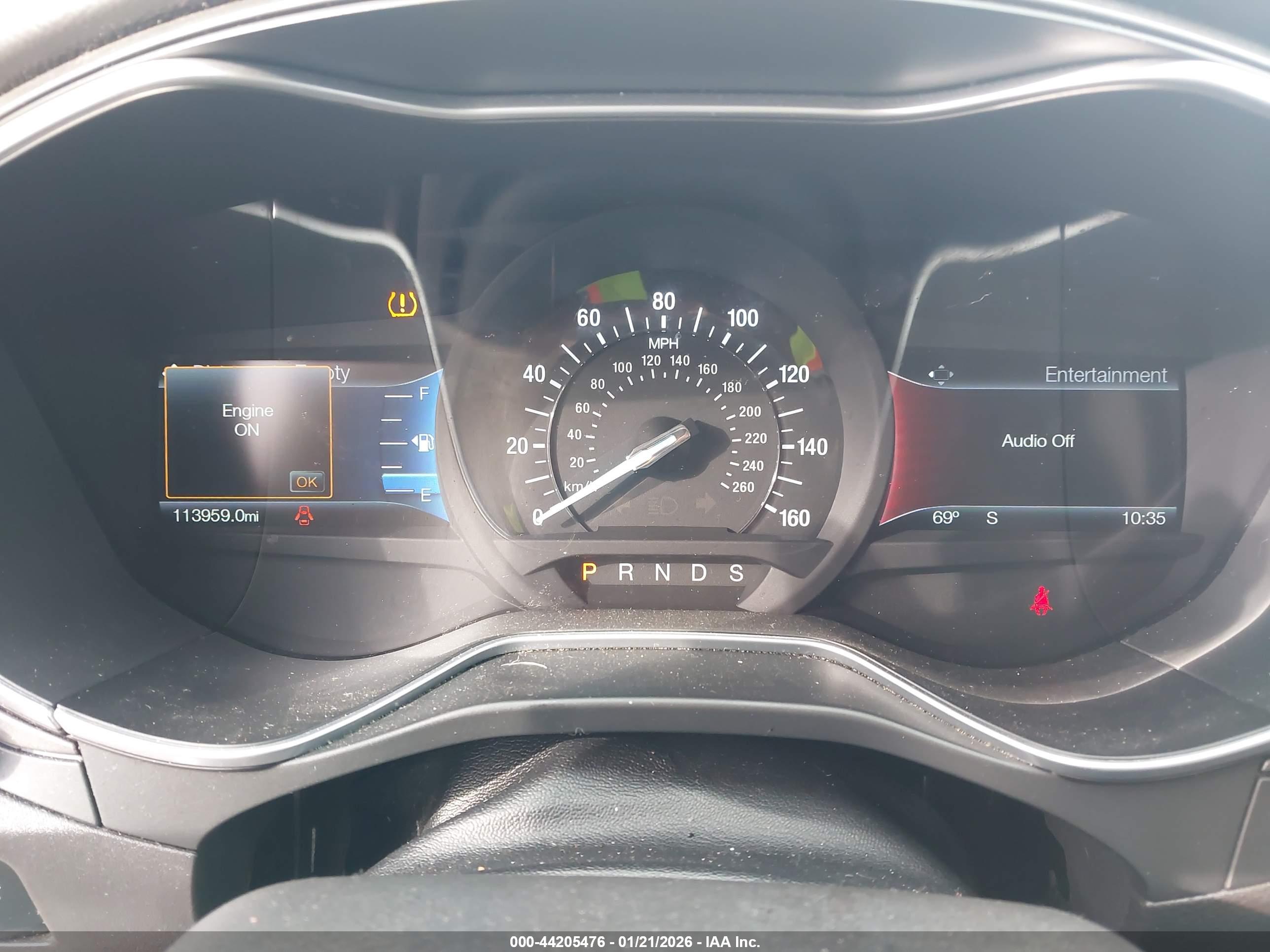 FORD FUSION image 7