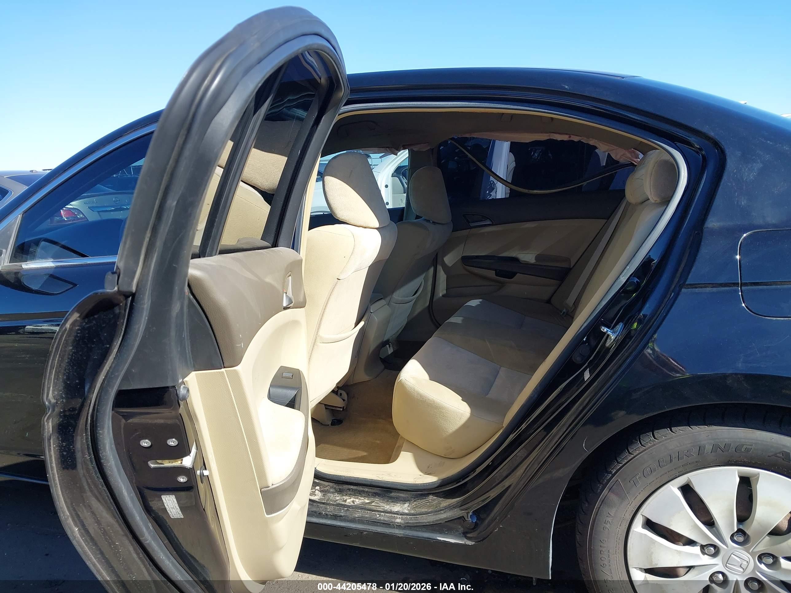 HONDA ACCORD image 8