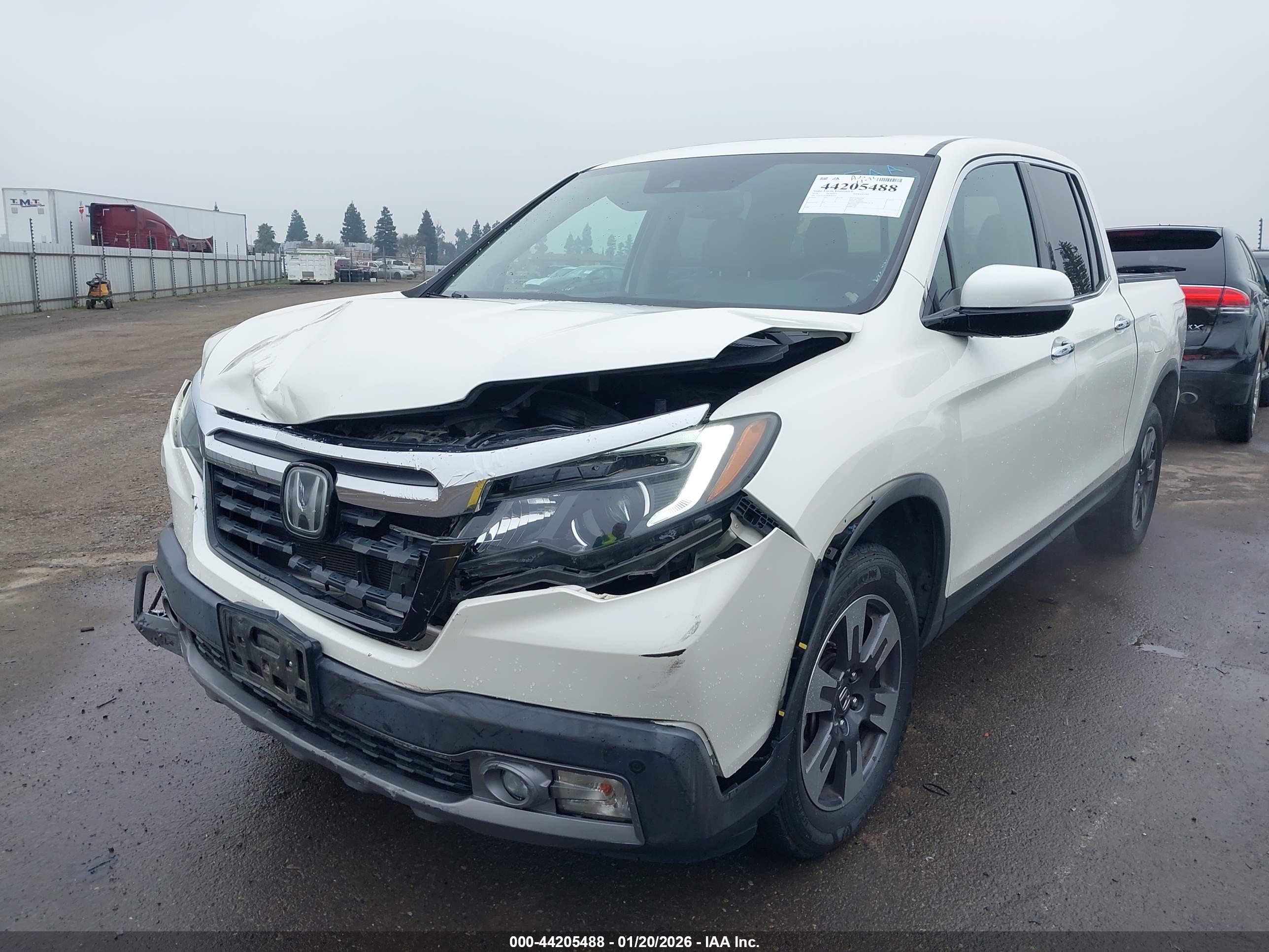 HONDA RIDGELINE image 2
