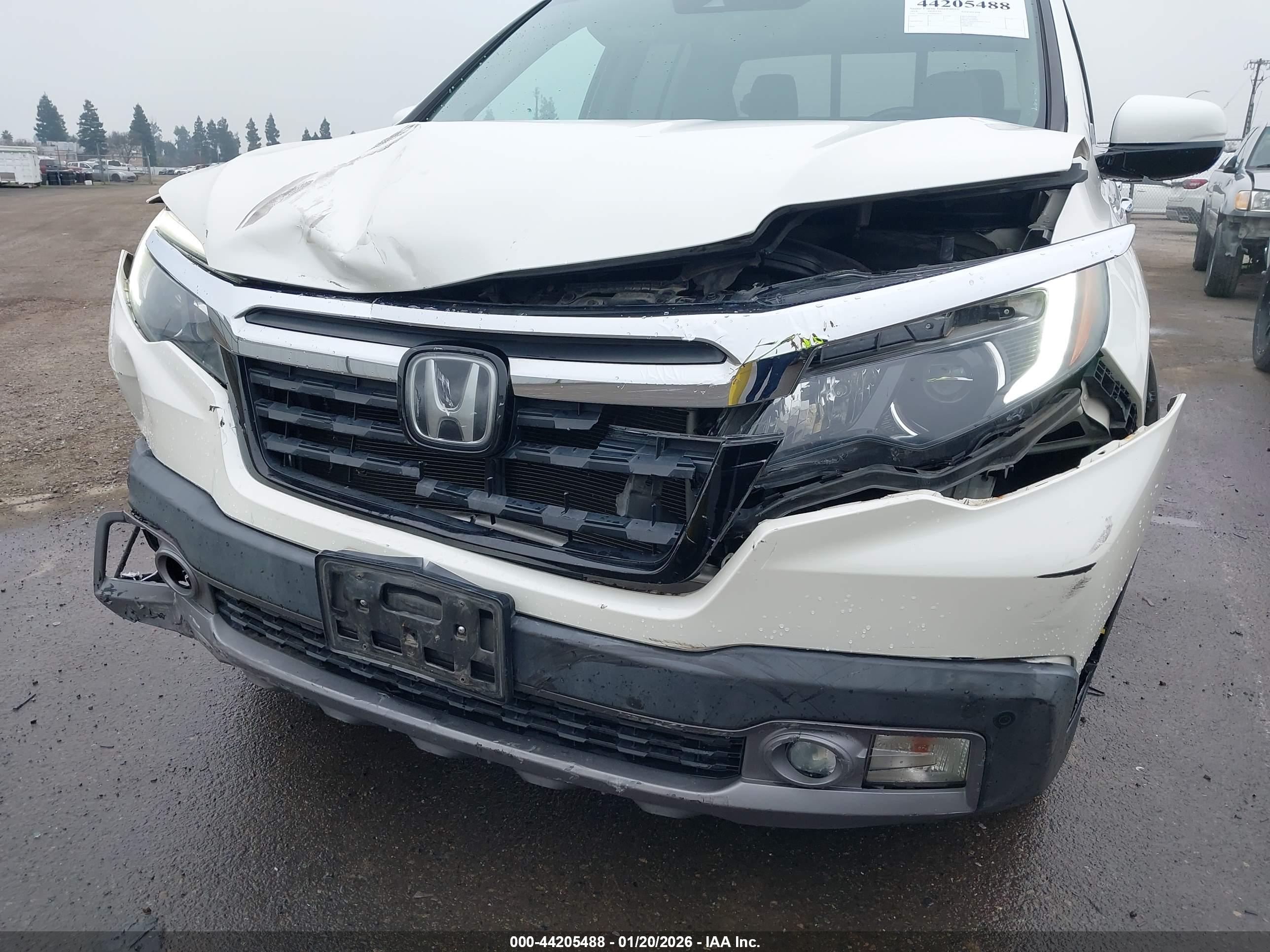 HONDA RIDGELINE image 6