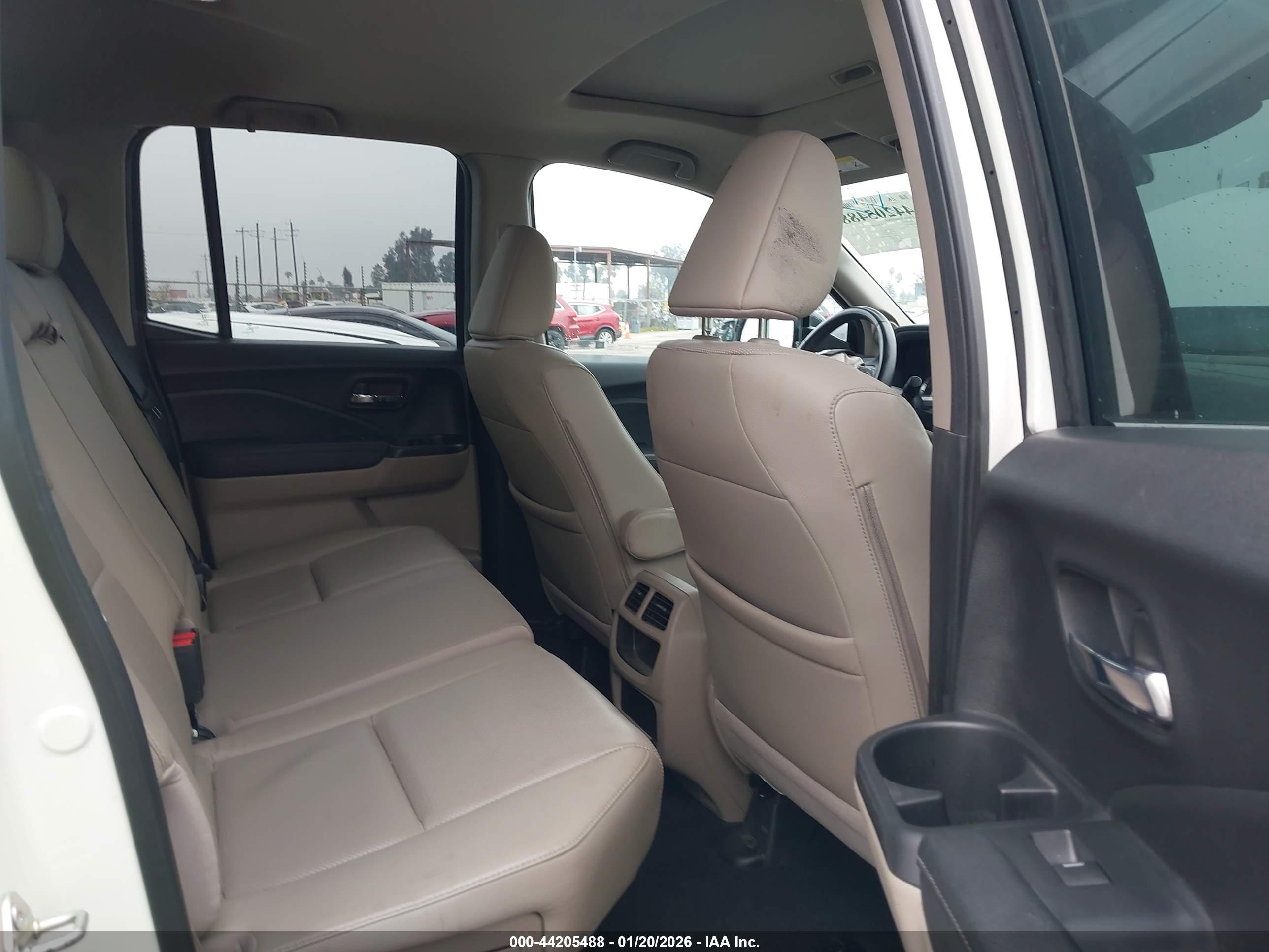 HONDA RIDGELINE image 8