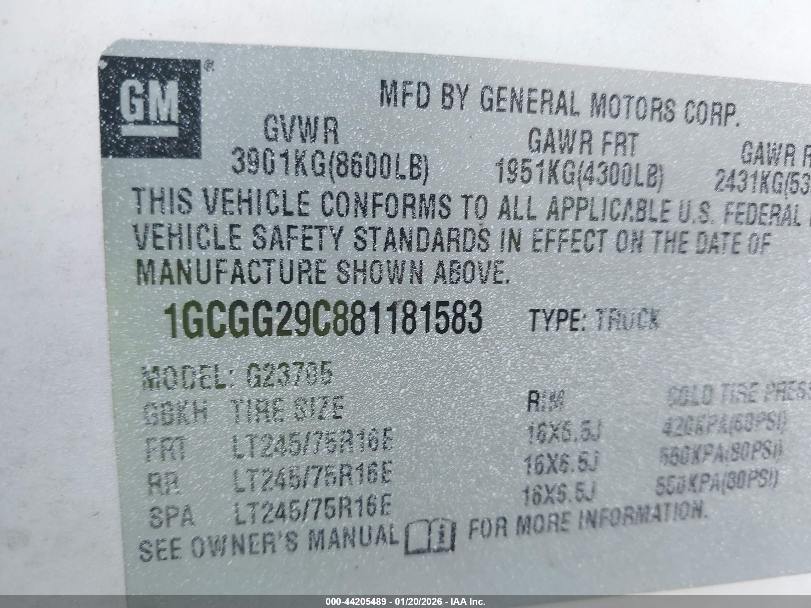 CHEVROLET EXPRESS image 9