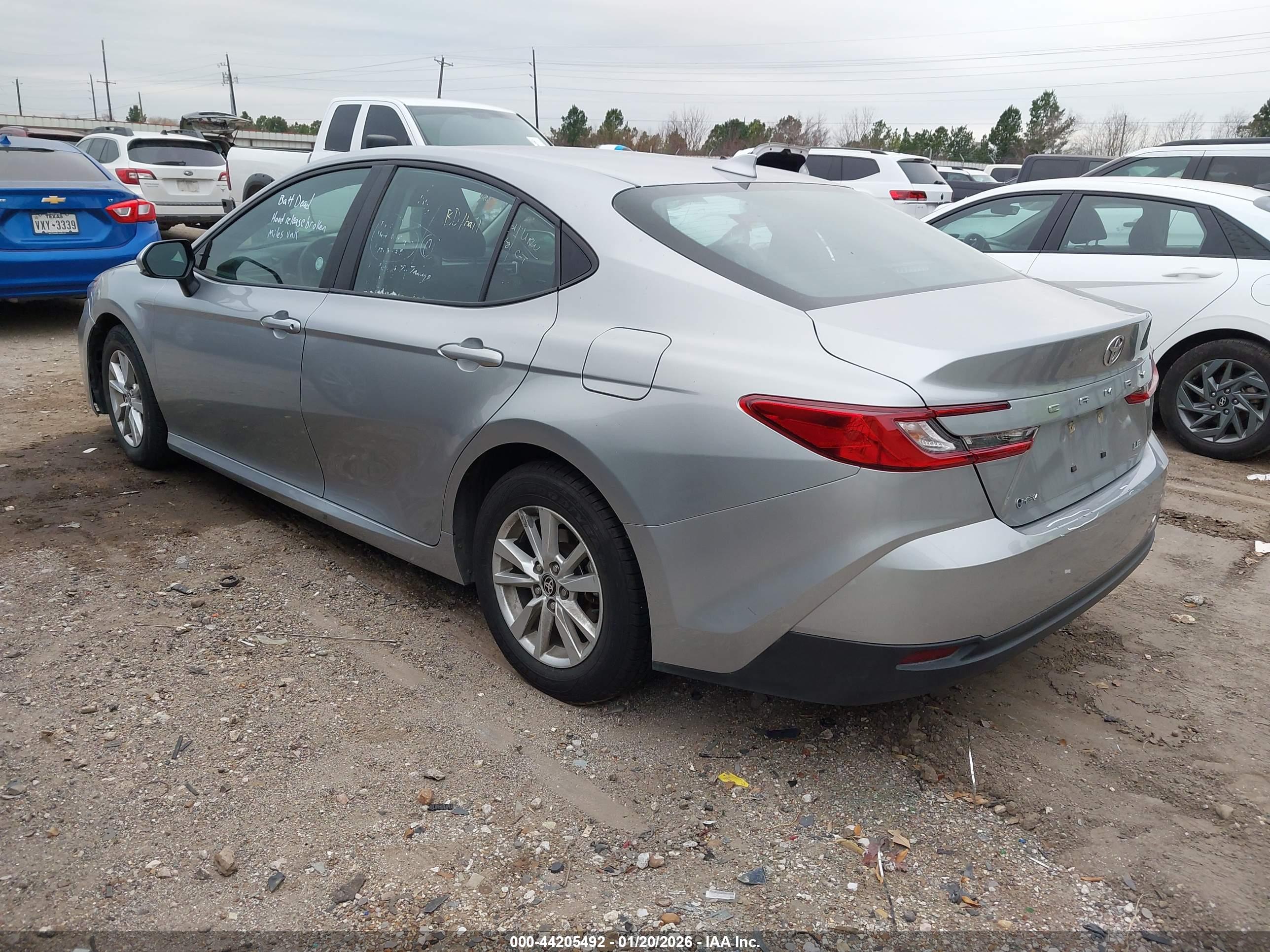 TOYOTA CAMRY image 3