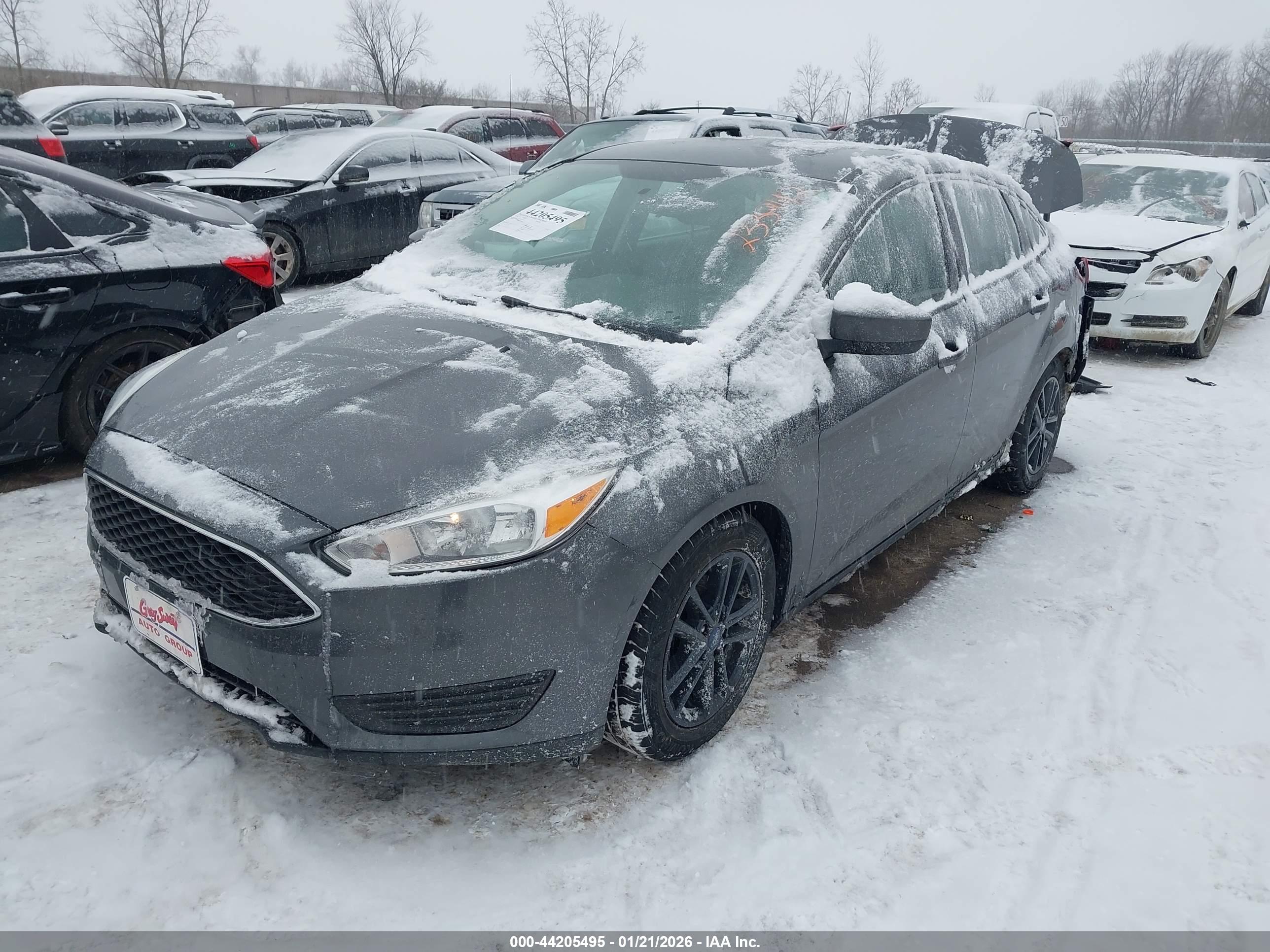 FORD FOCUS image 2