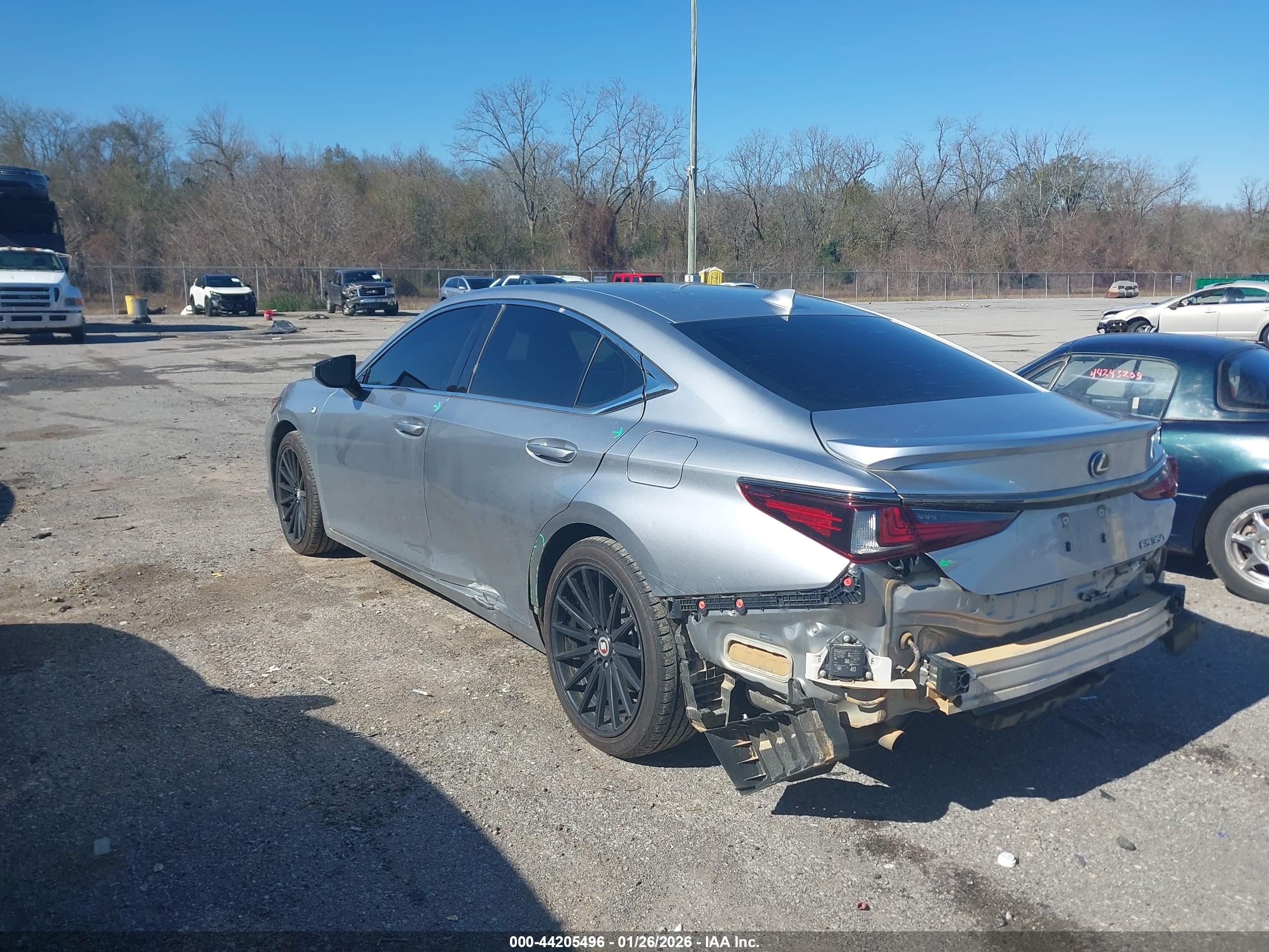 LEXUS ES image 3