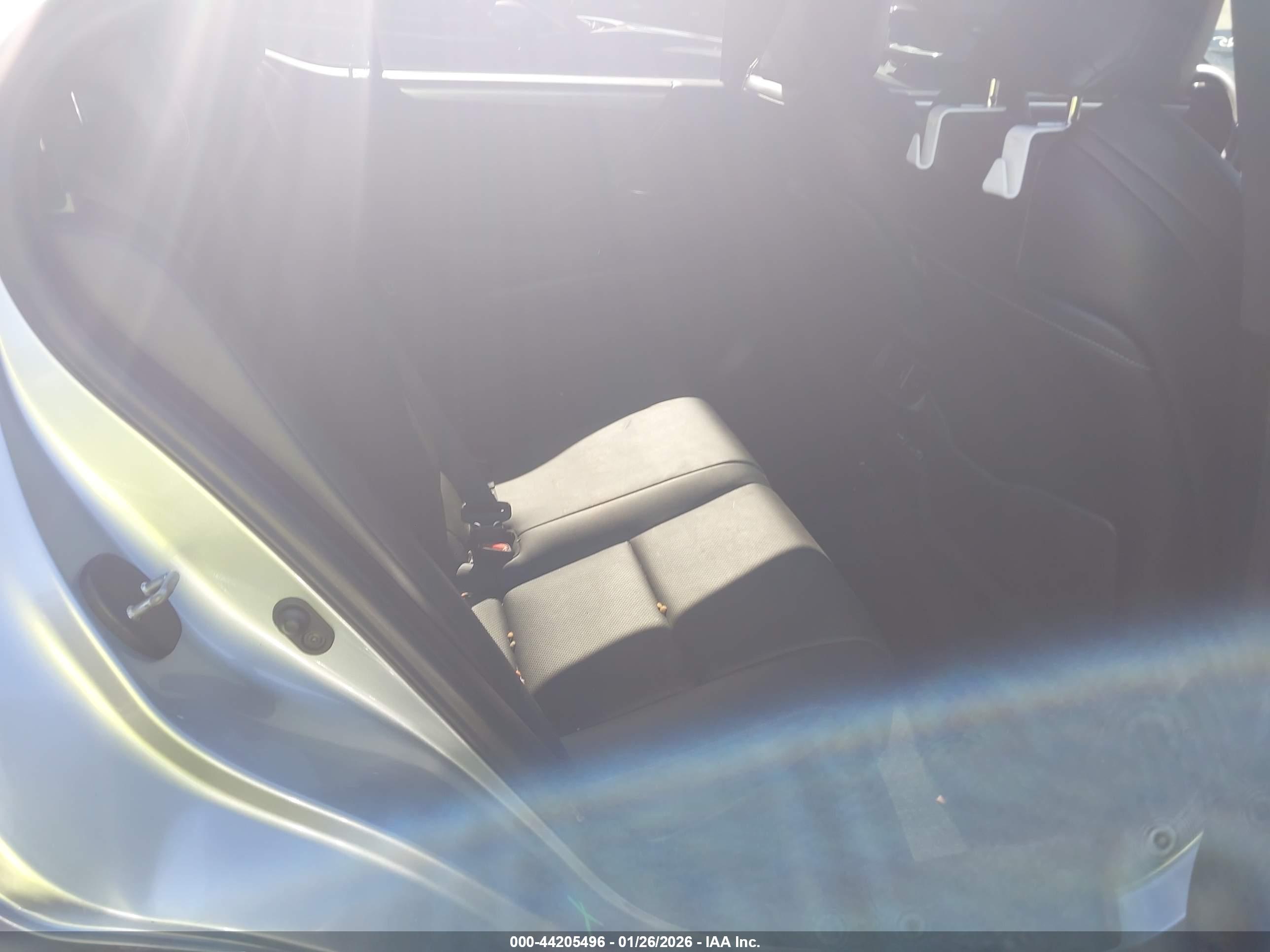 LEXUS ES image 8