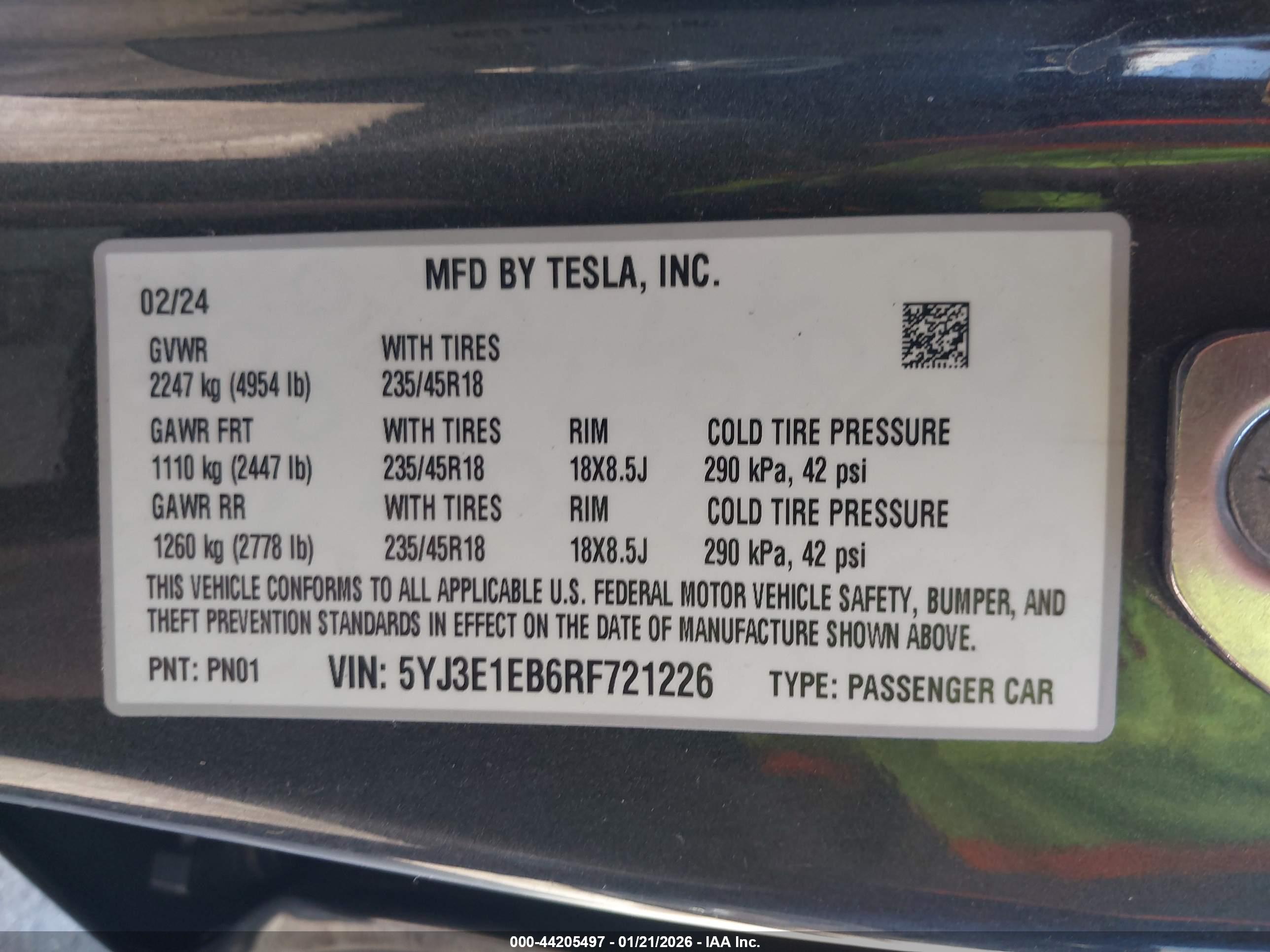 TESLA MODEL image 9