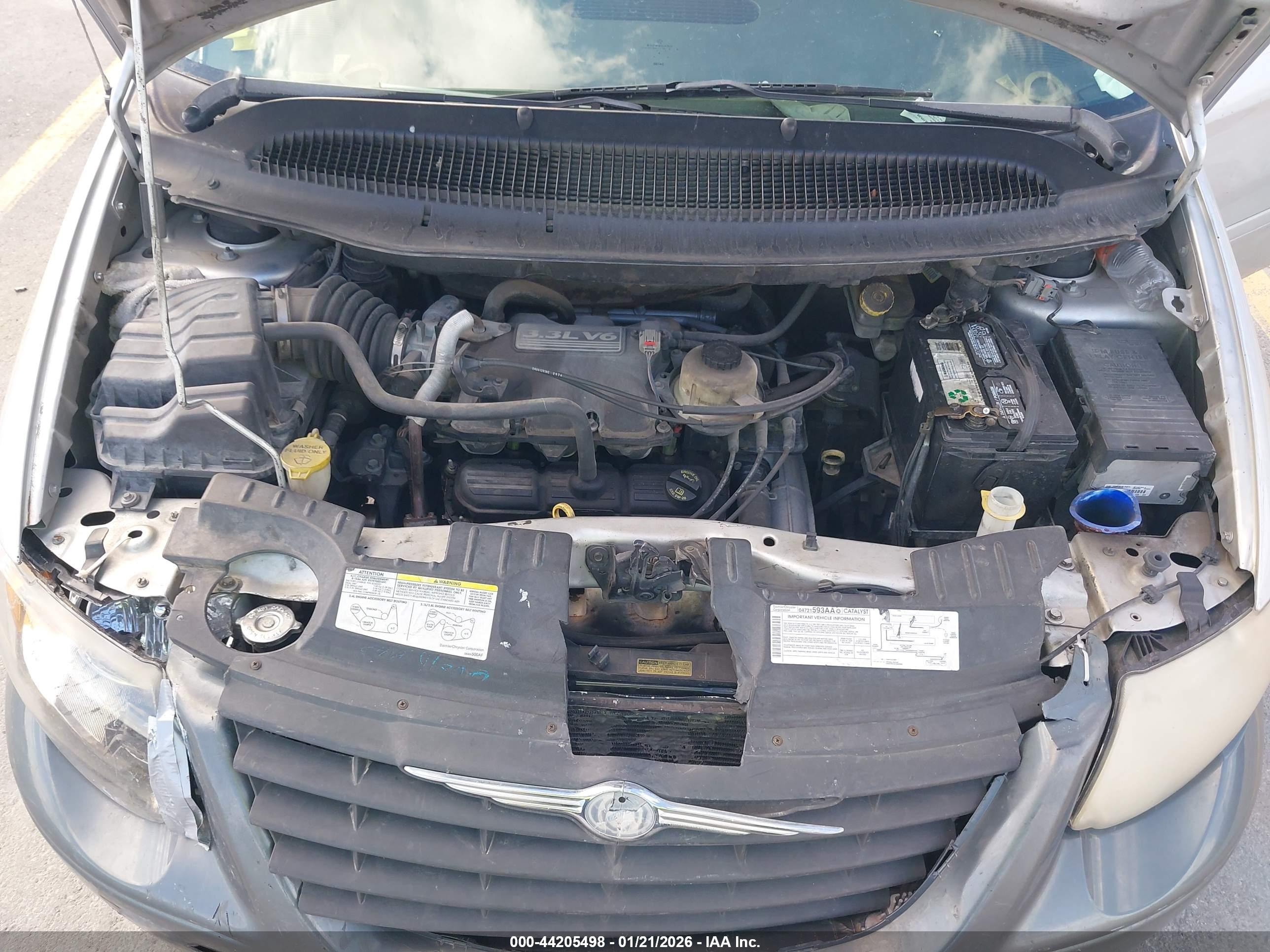 CHRYSLER TOWN image 10